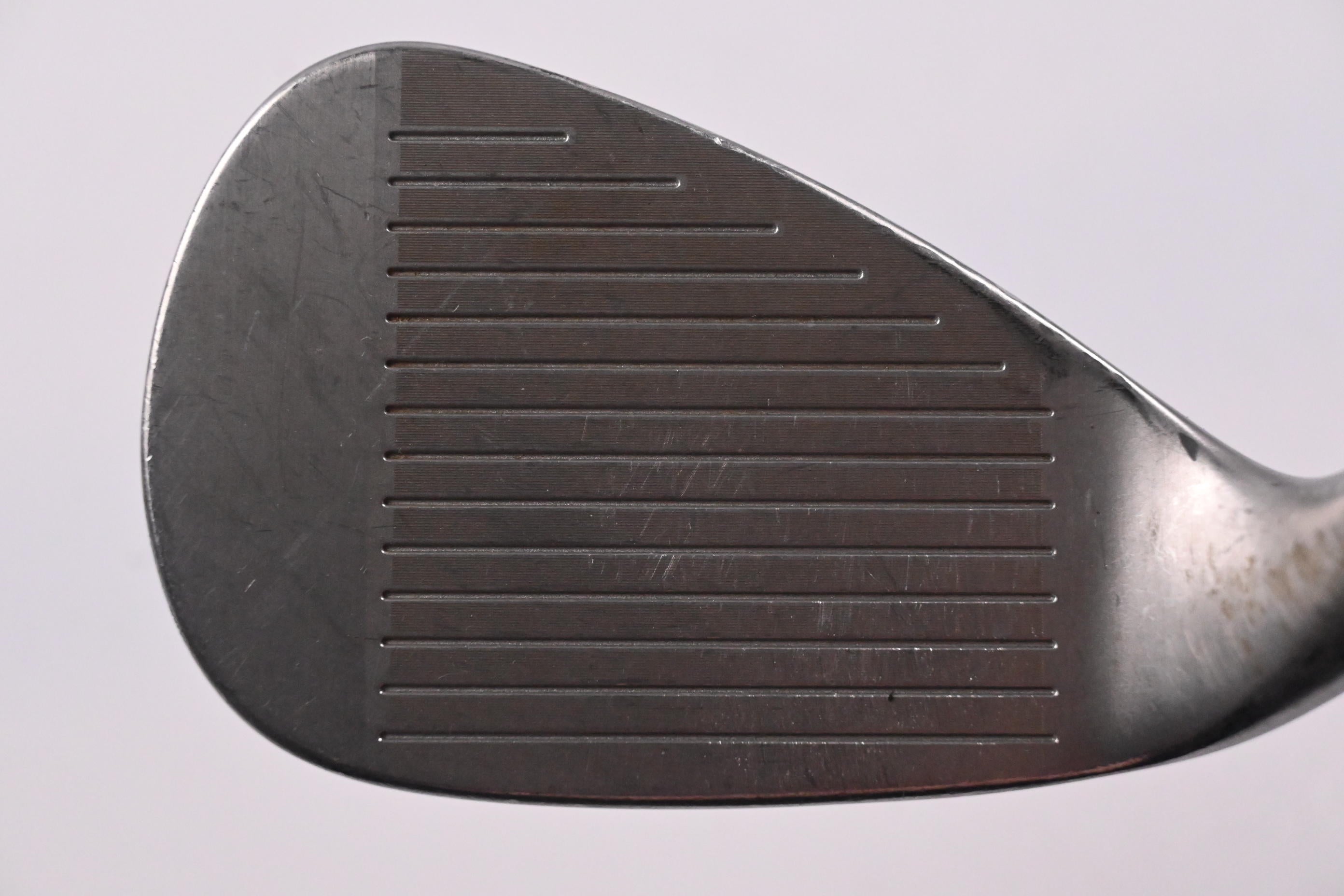 Wilson FG Tour Traction Control Gap Wedge / 52 Degree / Wedge Flex Dynamic Gold