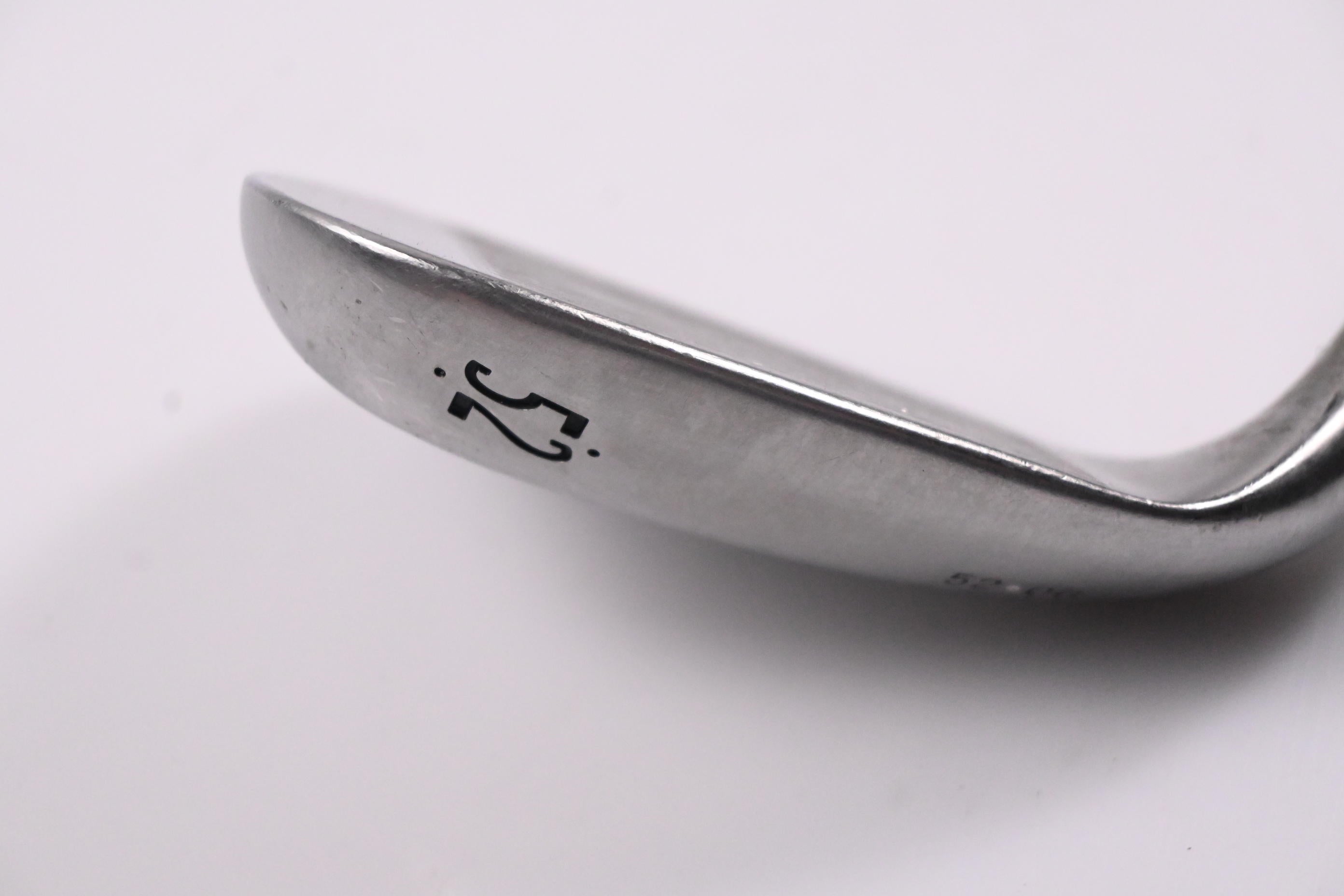 Wilson FG Tour Traction Control Gap Wedge / 52 Degree / Wedge Flex Dynamic Gold