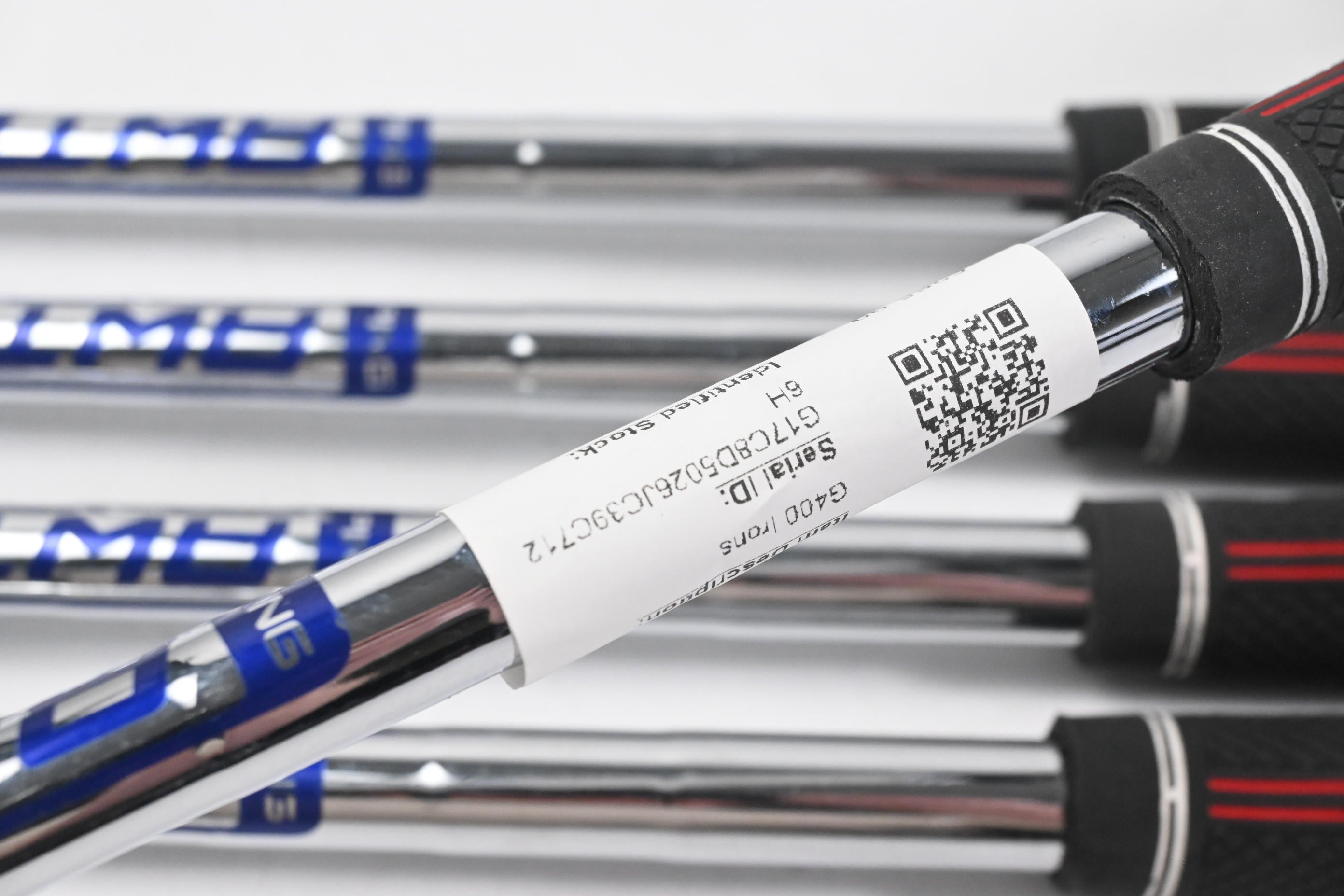 Ping G400 Irons / 6-PW / Red Dot / Regular Flex Ping AWT 2.0 Shafts