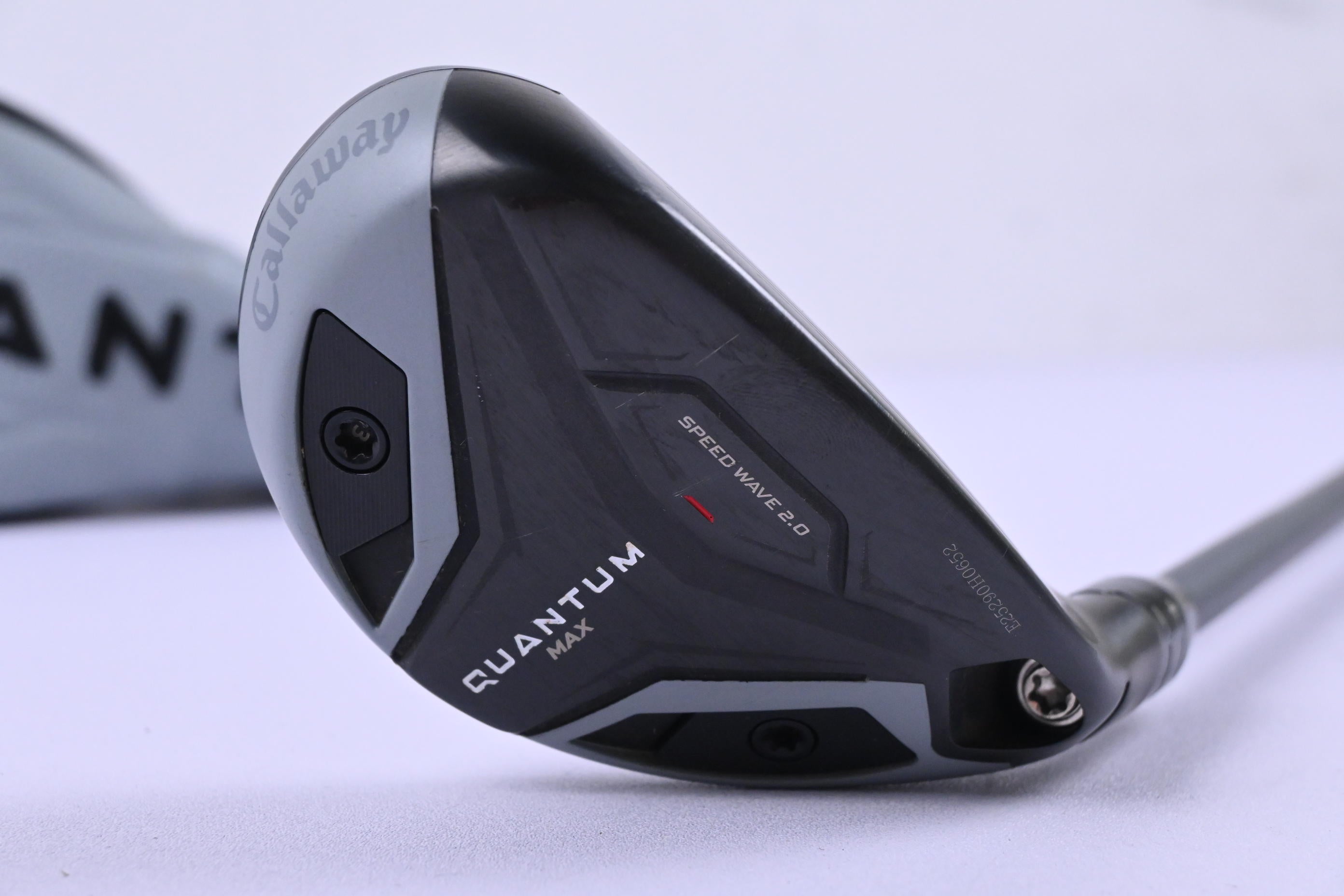 Callaway Quantum Max #3 Hybrid / 19 Degree / Stiff Flex Denali Silver 70 Shaft