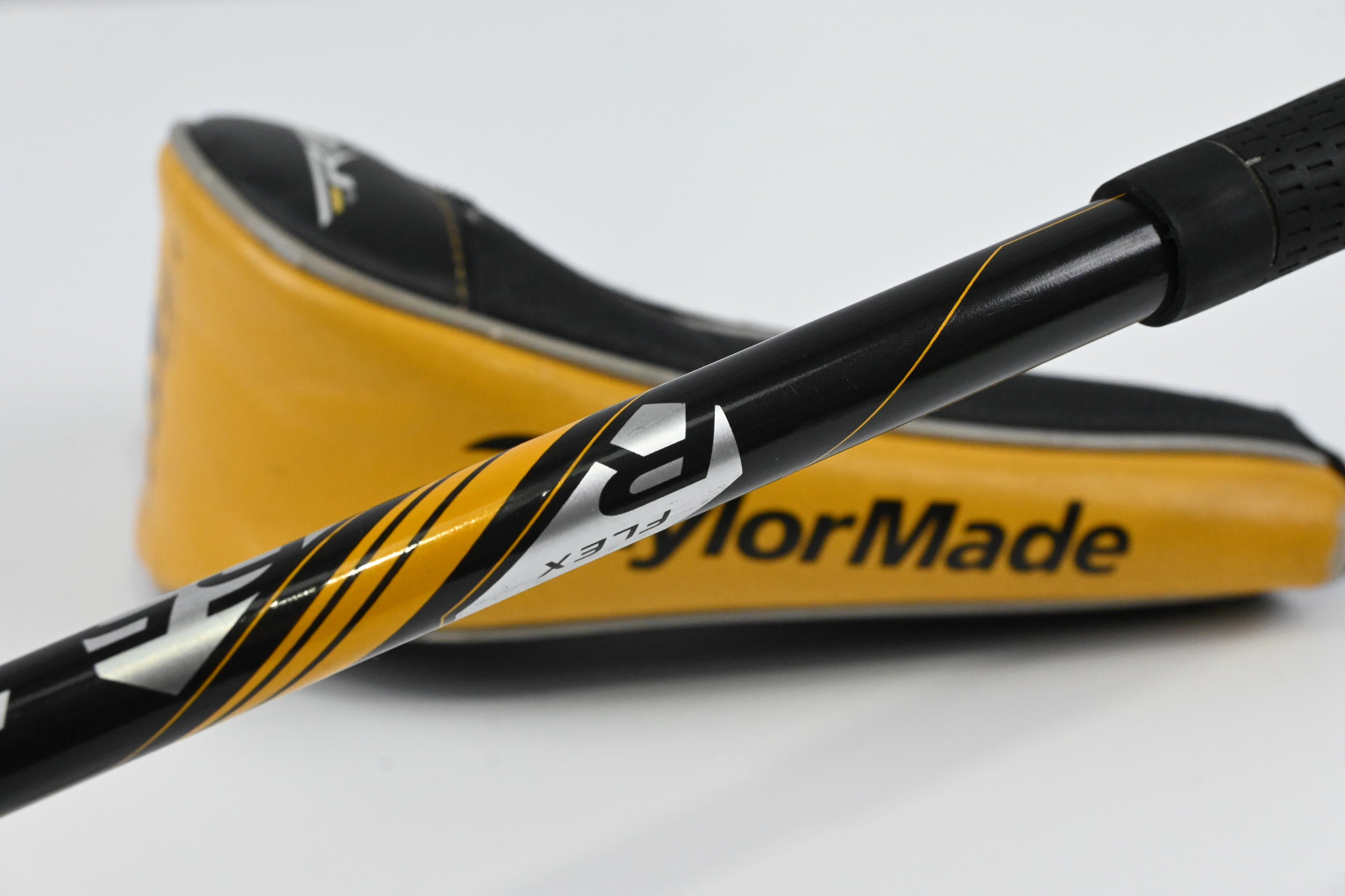 Left Hand Taylormade RBZ Stage 2 #4 Hybrid / 22 Degree / Regular Flex Rocketfuel