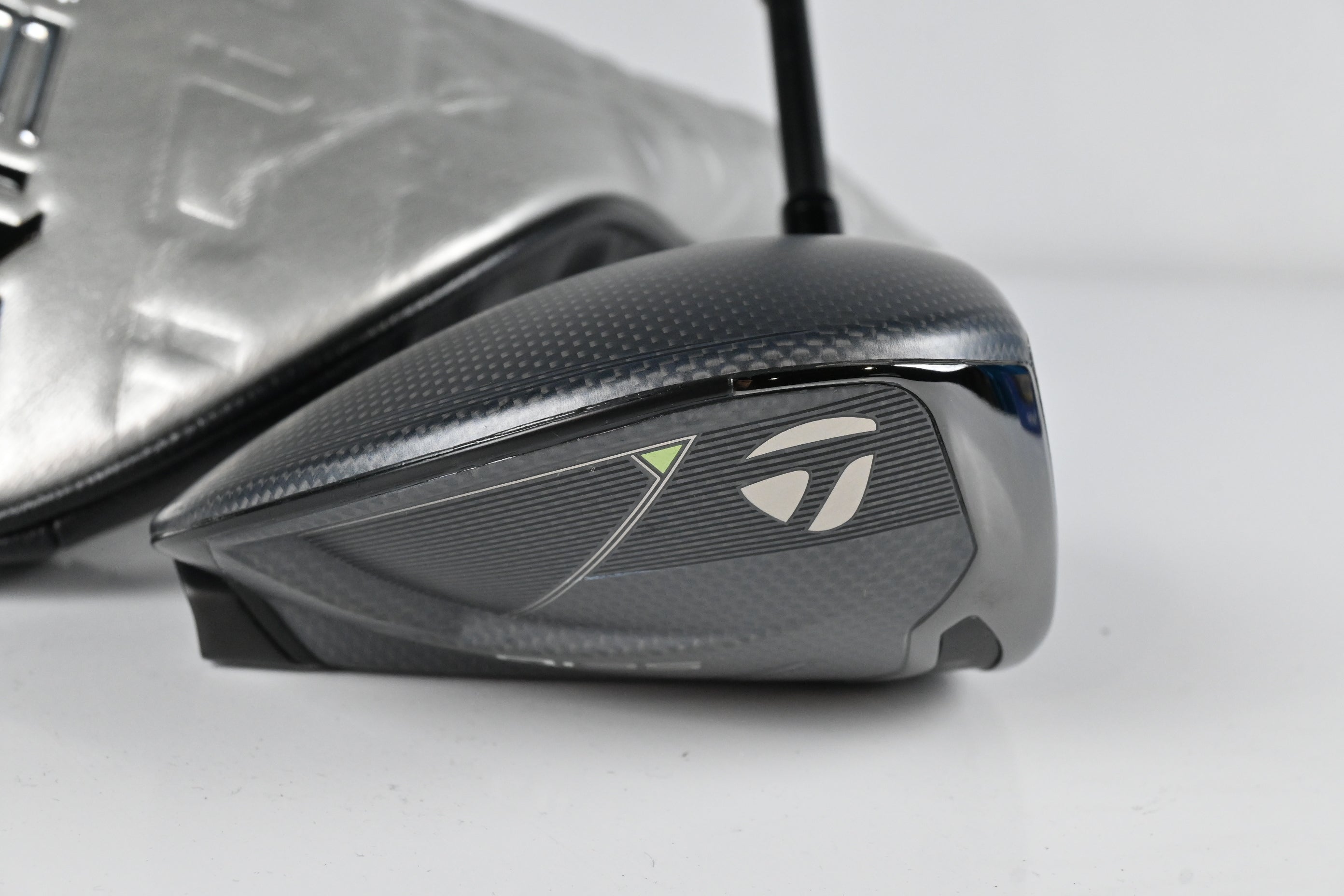 Taylormade Qi35 Driver / 9 Degree / Stiff Flex Fujikura Ventus Blue 5 Shaft