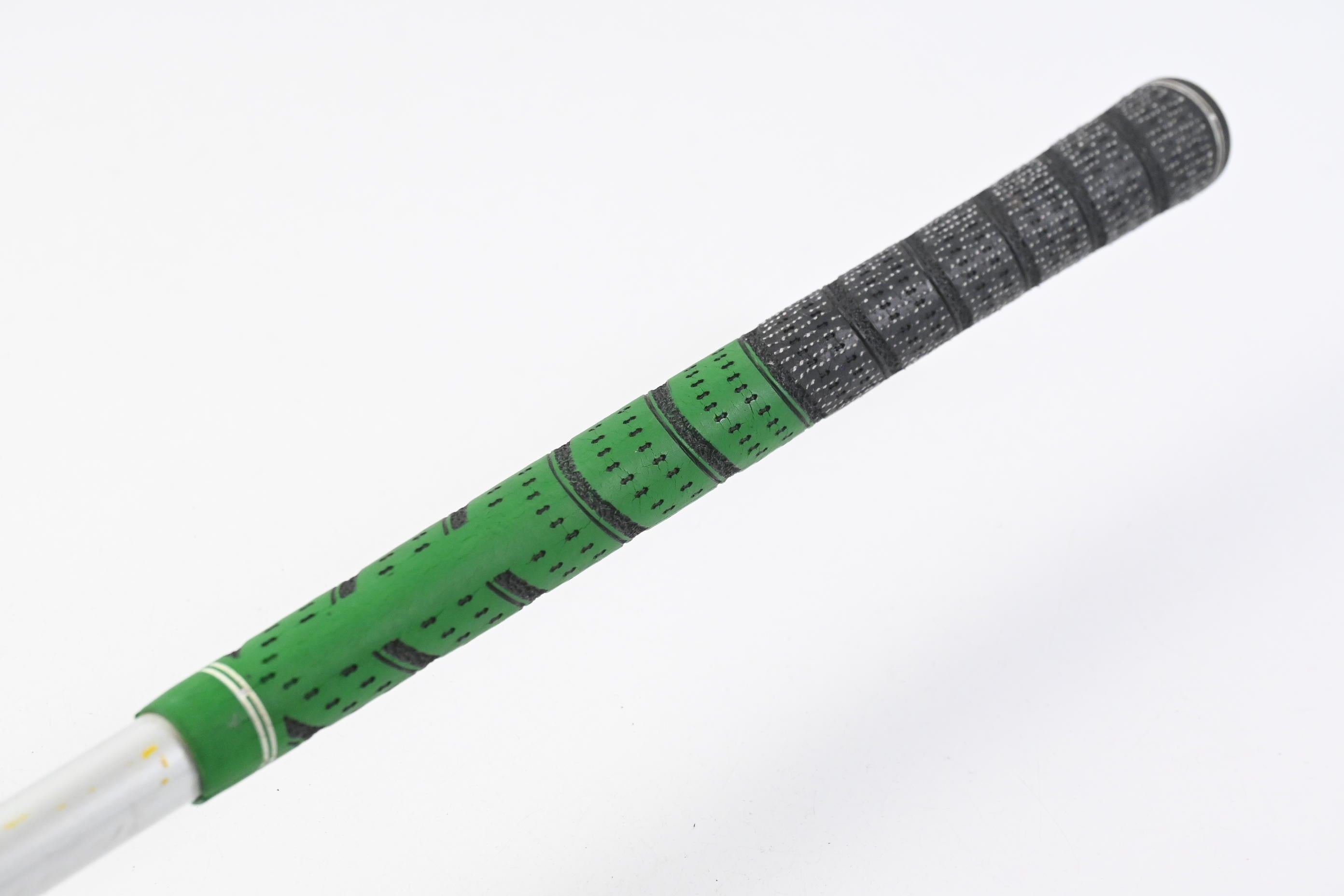 Taylormade Rescue 2009 #4 Hybrid / 22 Degree / Regular Flex Aldila REAX 65 Shaft