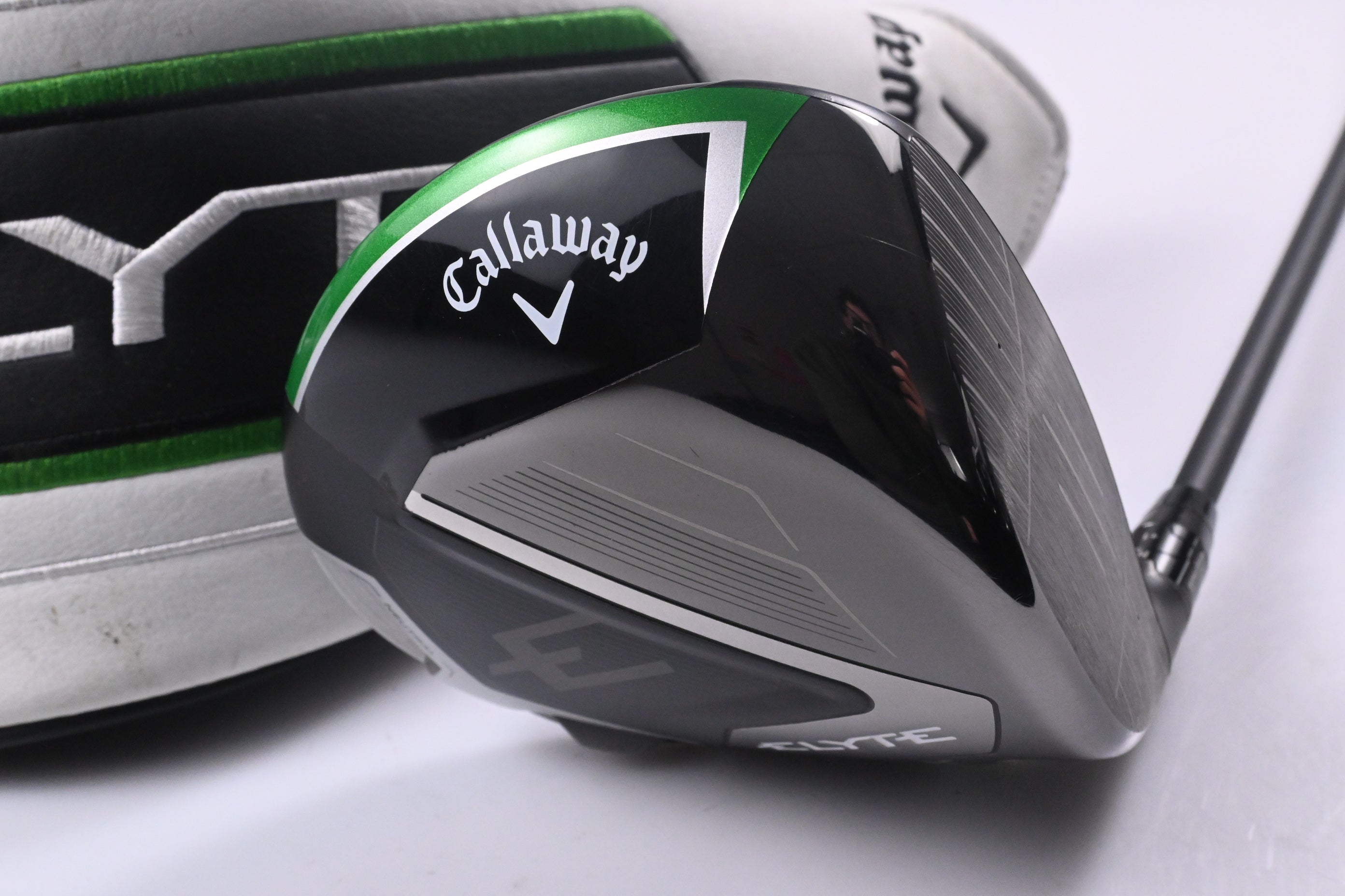 Callaway Elyte X Driver / 10.5 Degree / Regular Flex Vanquish 5 Shaft