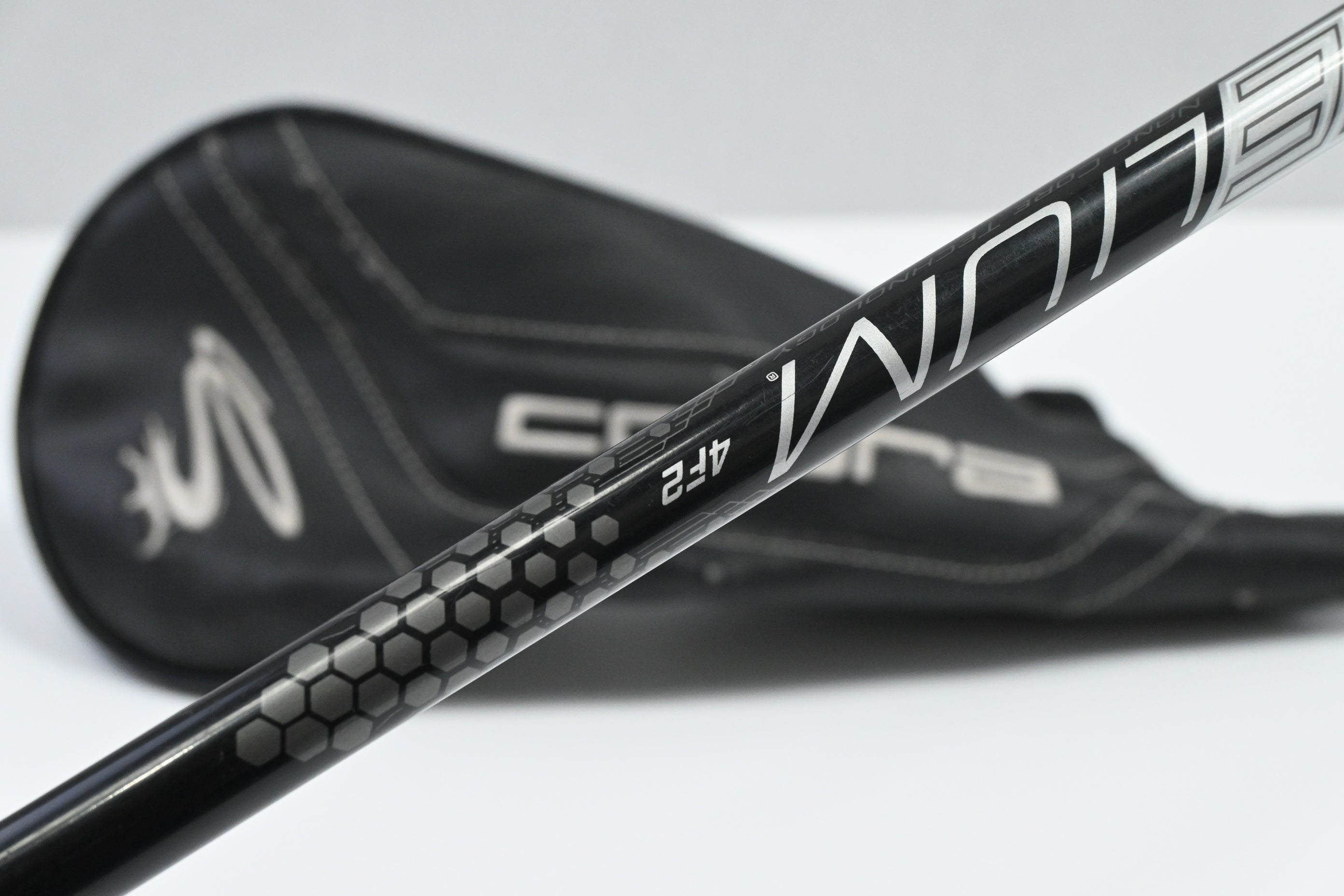 Cobra LTDx Max Driver / 12 Degree / Senior Flex UST Helium Nanocore 4 Shaft