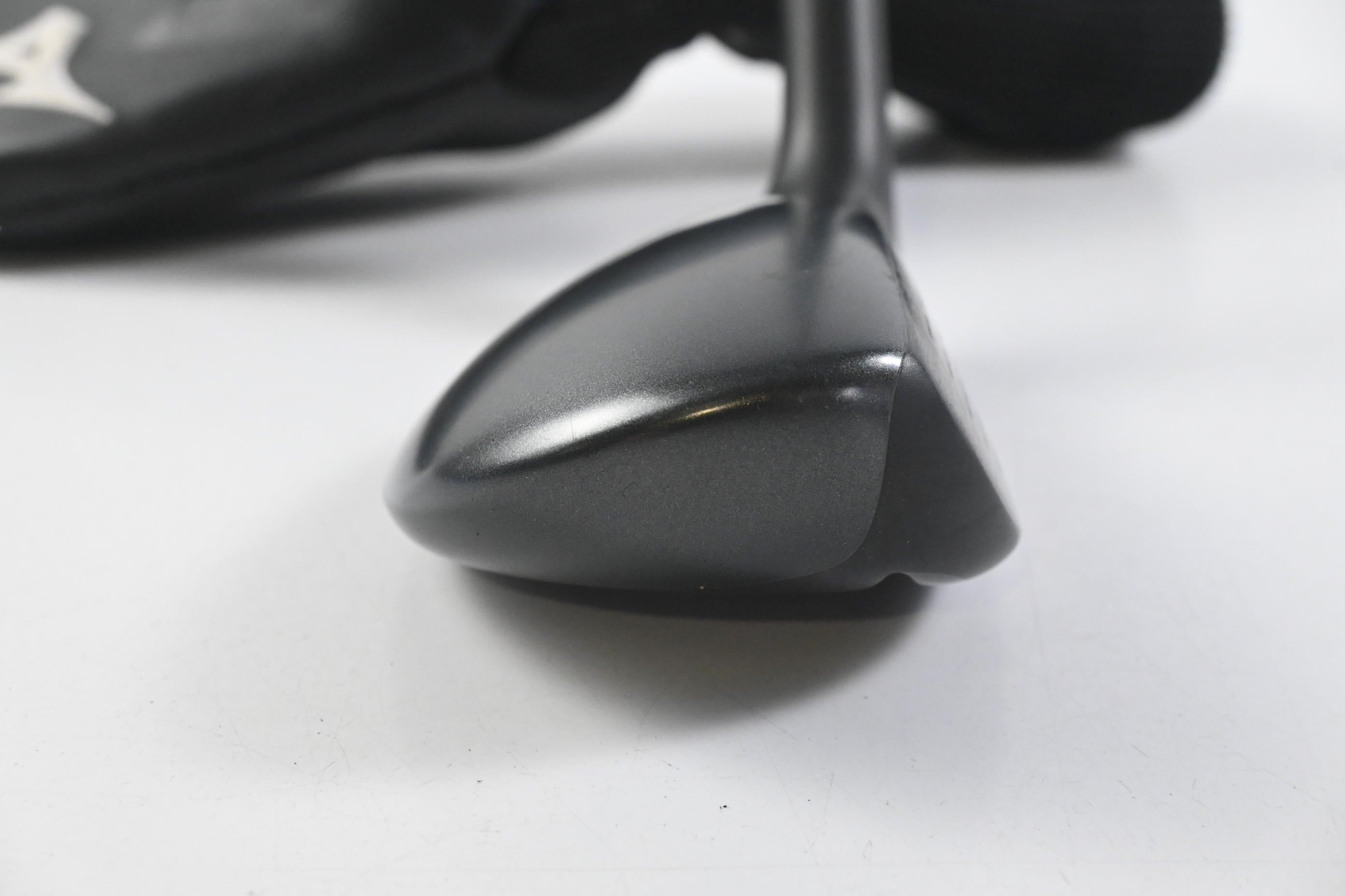 Mizuno JPX 925 Fli-Hi #6 Hybrid / 26 Degree / Stiff Flex MMT Black 85 Shaft