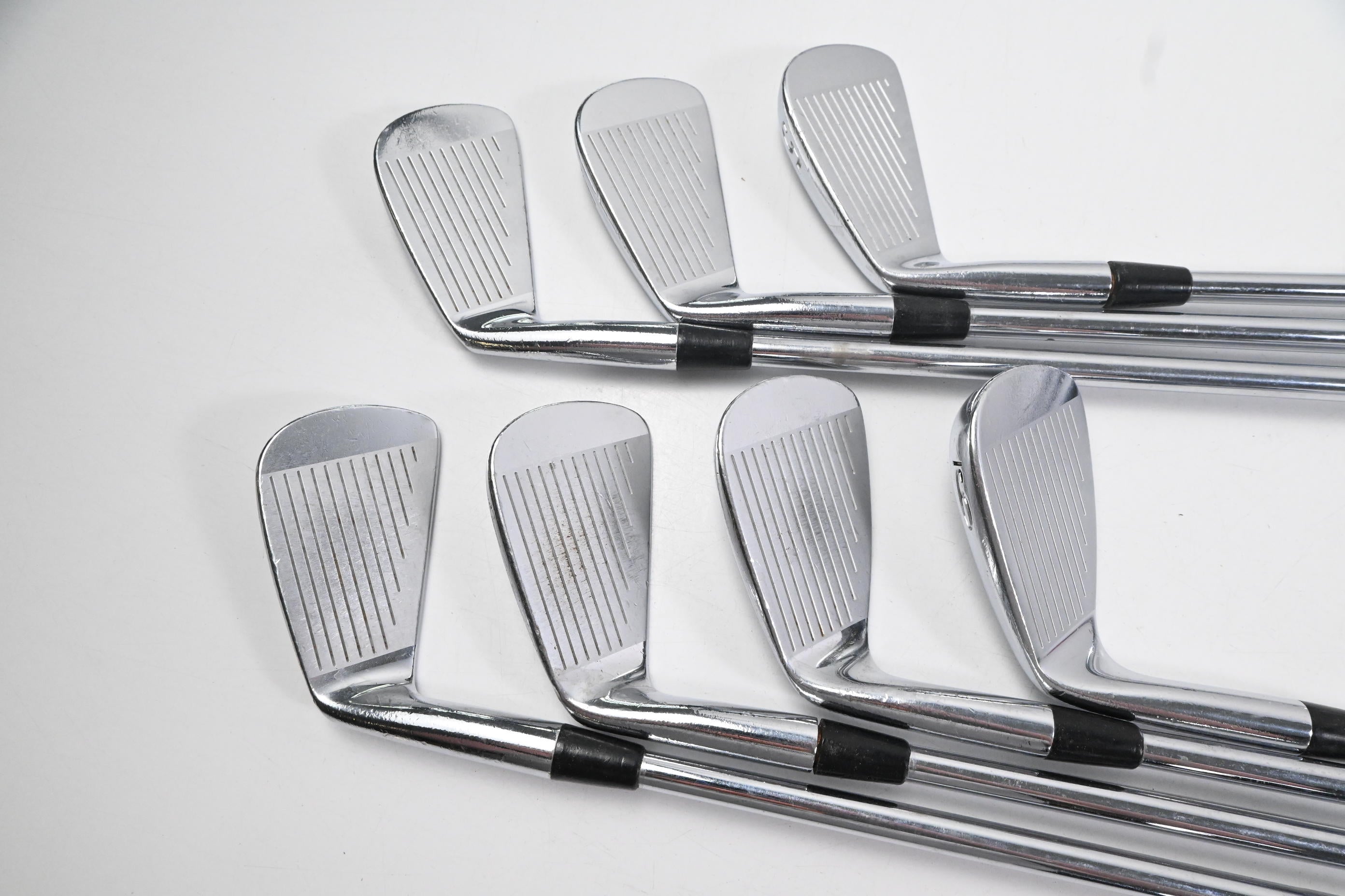 Titleist 680 Forged Irons / 3-9i / Stiff Flex Dynamic Gold SensiCore S300 Shafts