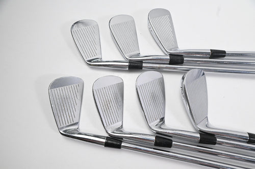 Titleist 680 Forged Irons / 3-9i / Stiff Flex Dynamic Gold SensiCore S300 Shafts
