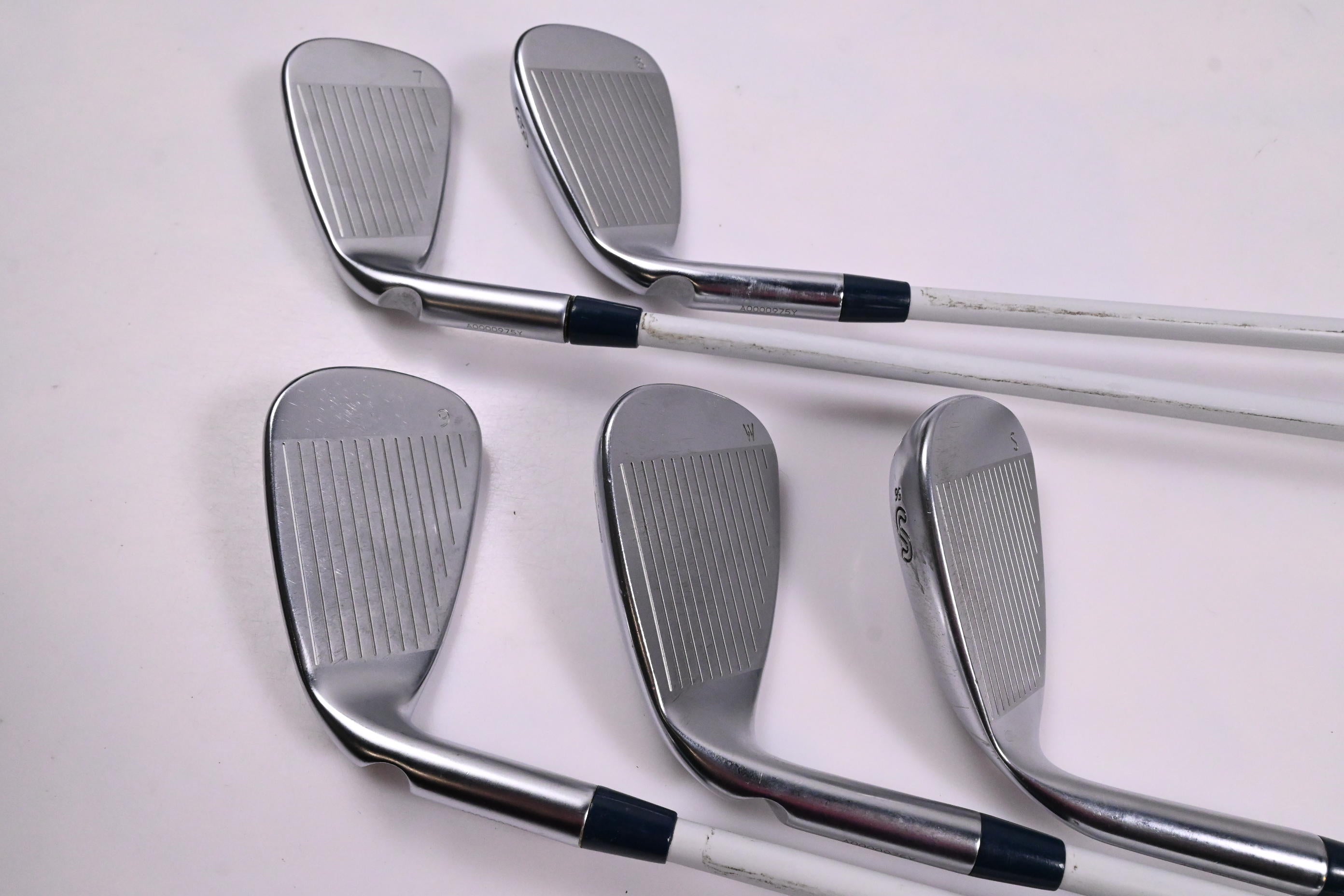 Ladies Ping G Le3 Irons / 7-PW+SW / Black Dot / Ladies Flex Ping ULT 250 Shafts
