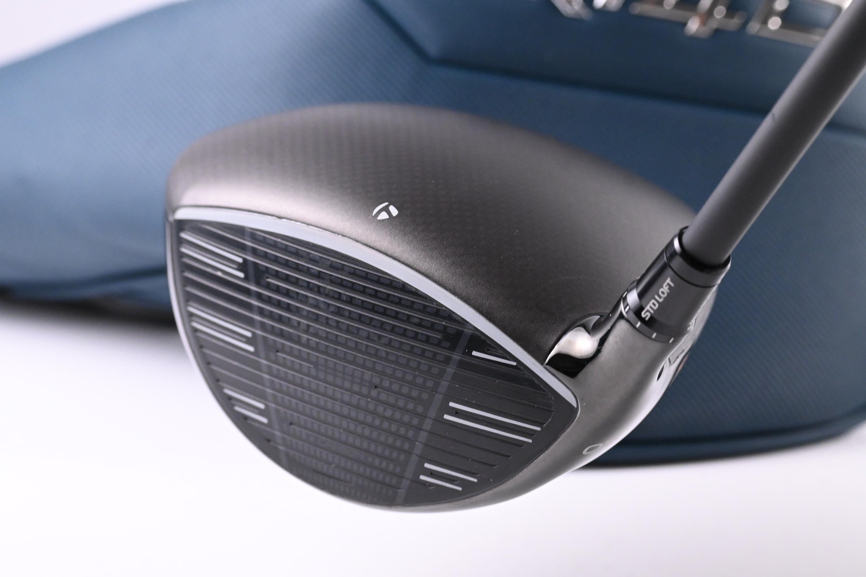 Taylormade Qi4D LS Driver / 9 Degree / Regular Flex REAX Blue 50 Shaft