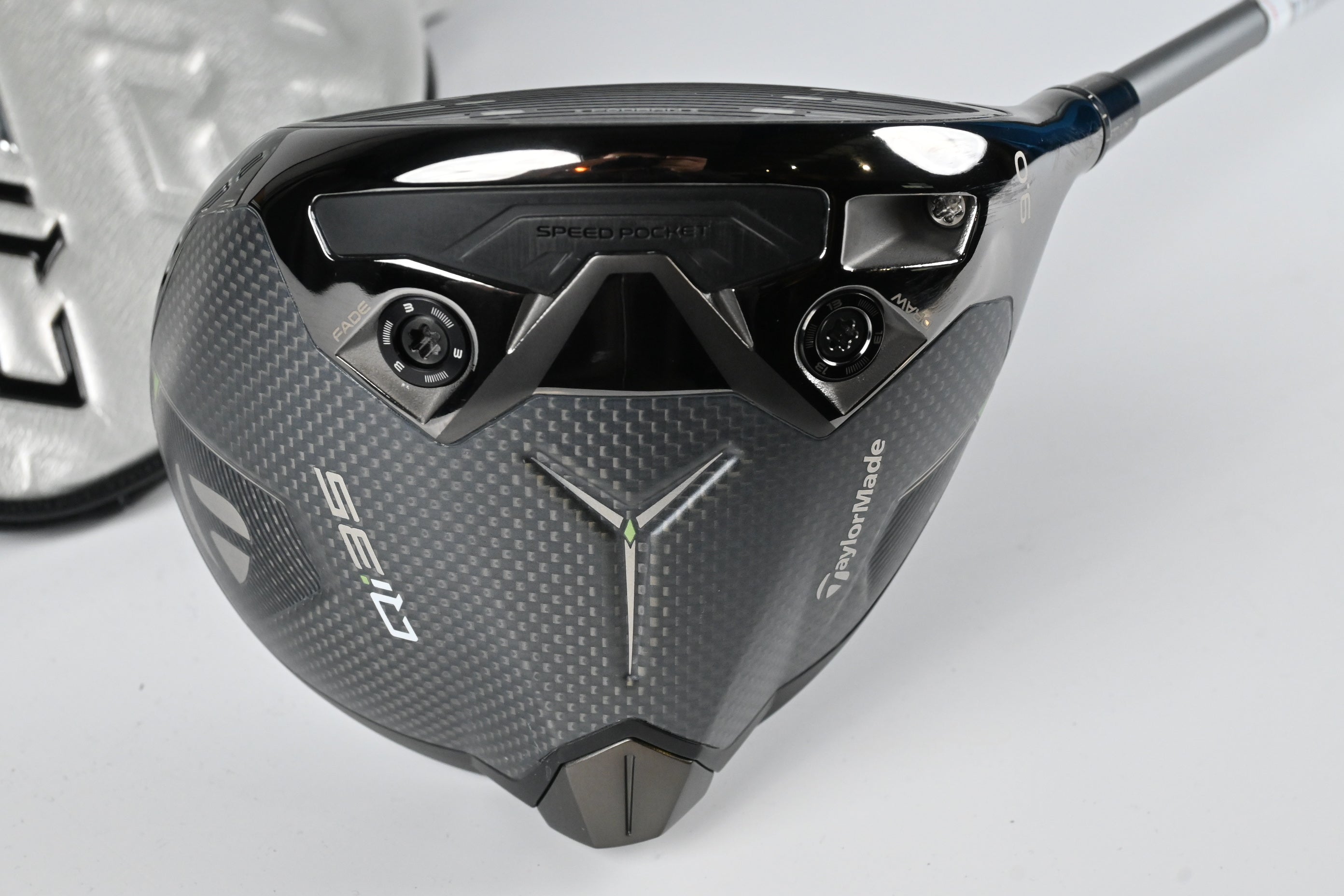 Taylormade Qi35 LS Driver / 9 Degree / Regular Flex Fujikura Airspeeder 50 Shaft
