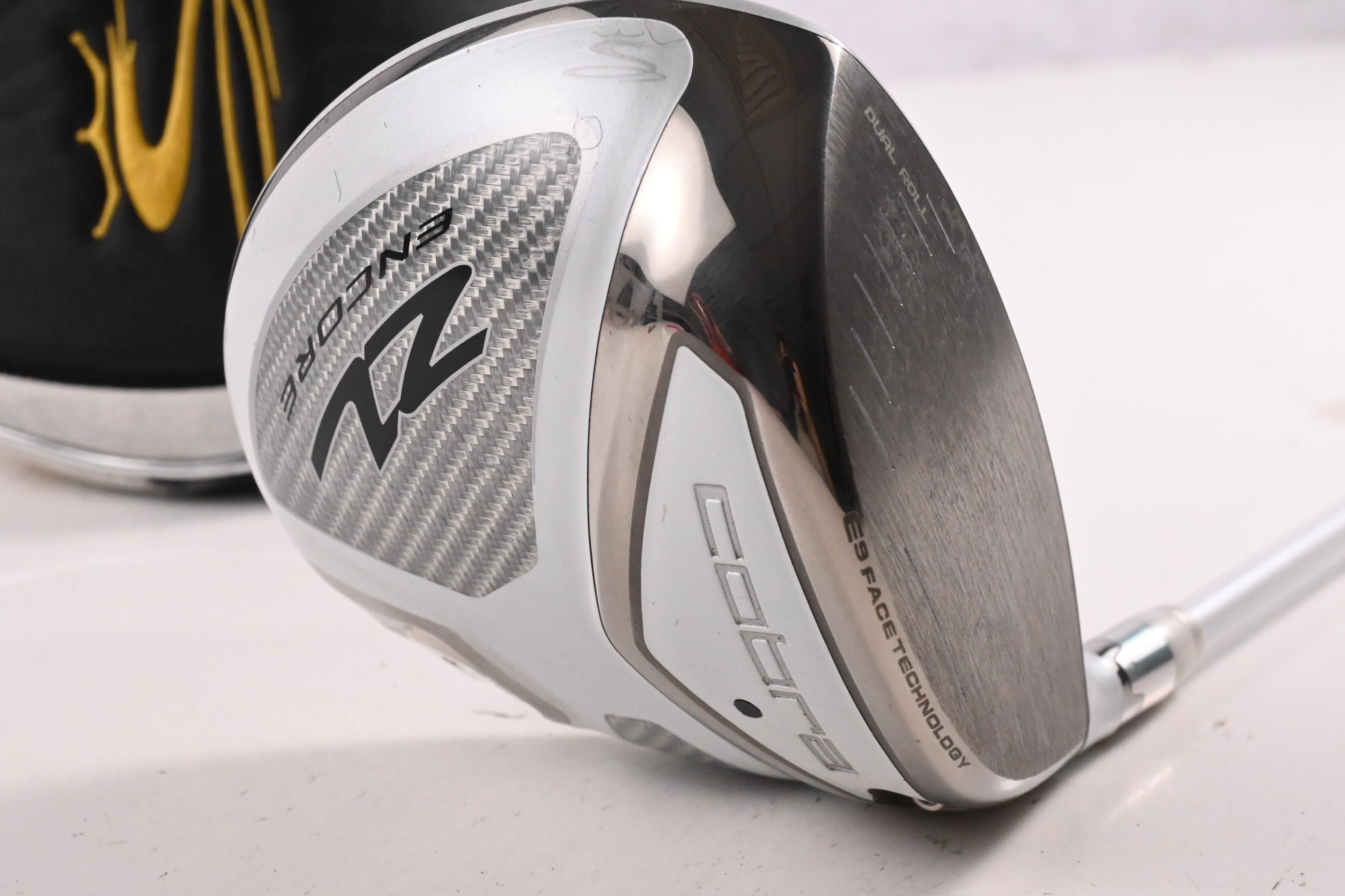 Cobra ZL Encore Driver / 8.5 Degree / Stiff Flex Fujikura Motore F1 55 Shaft