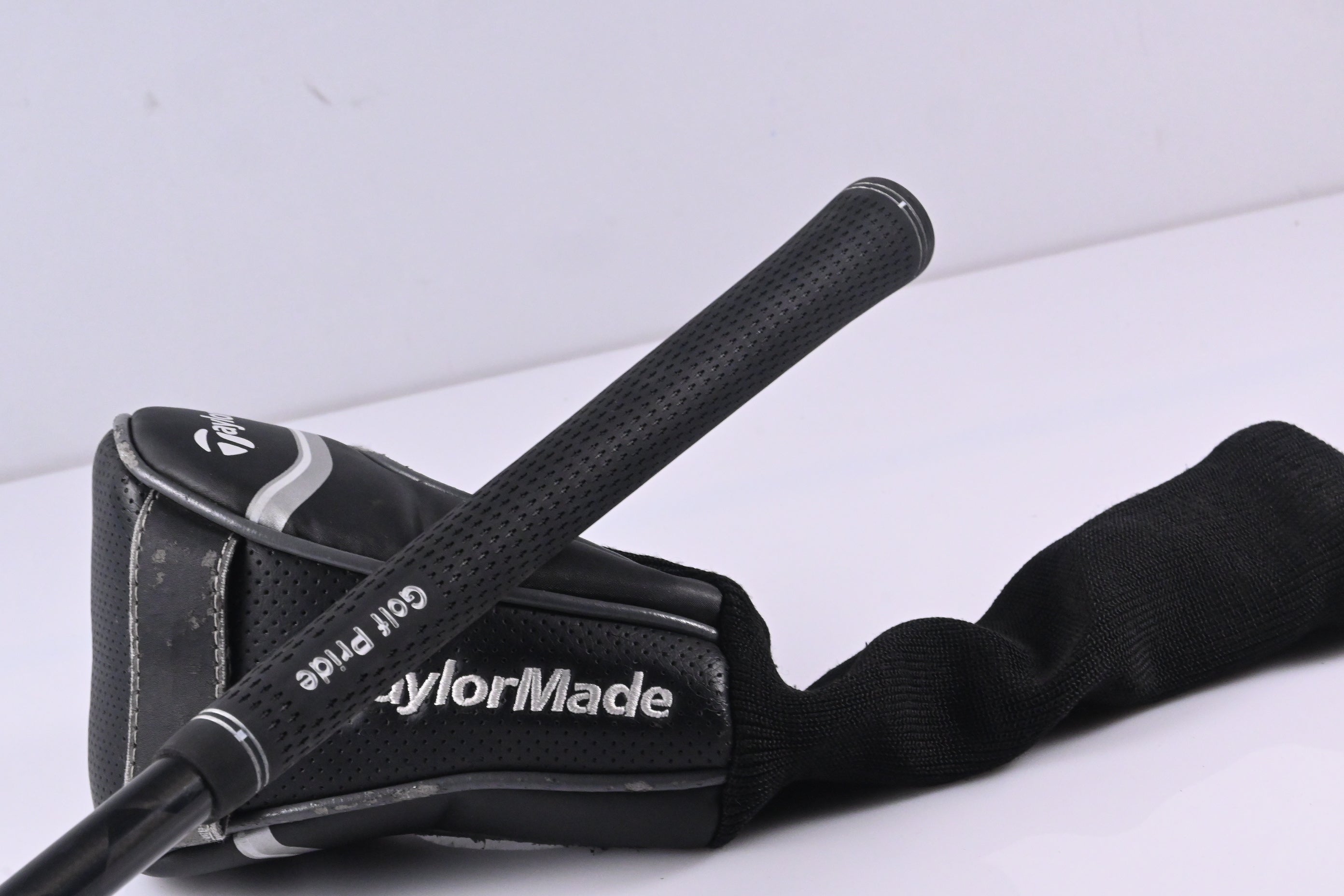 Taylormade R11 #3 Wood / 14 Degree / Stiff Flex Fujikura Blur 70 Shaft