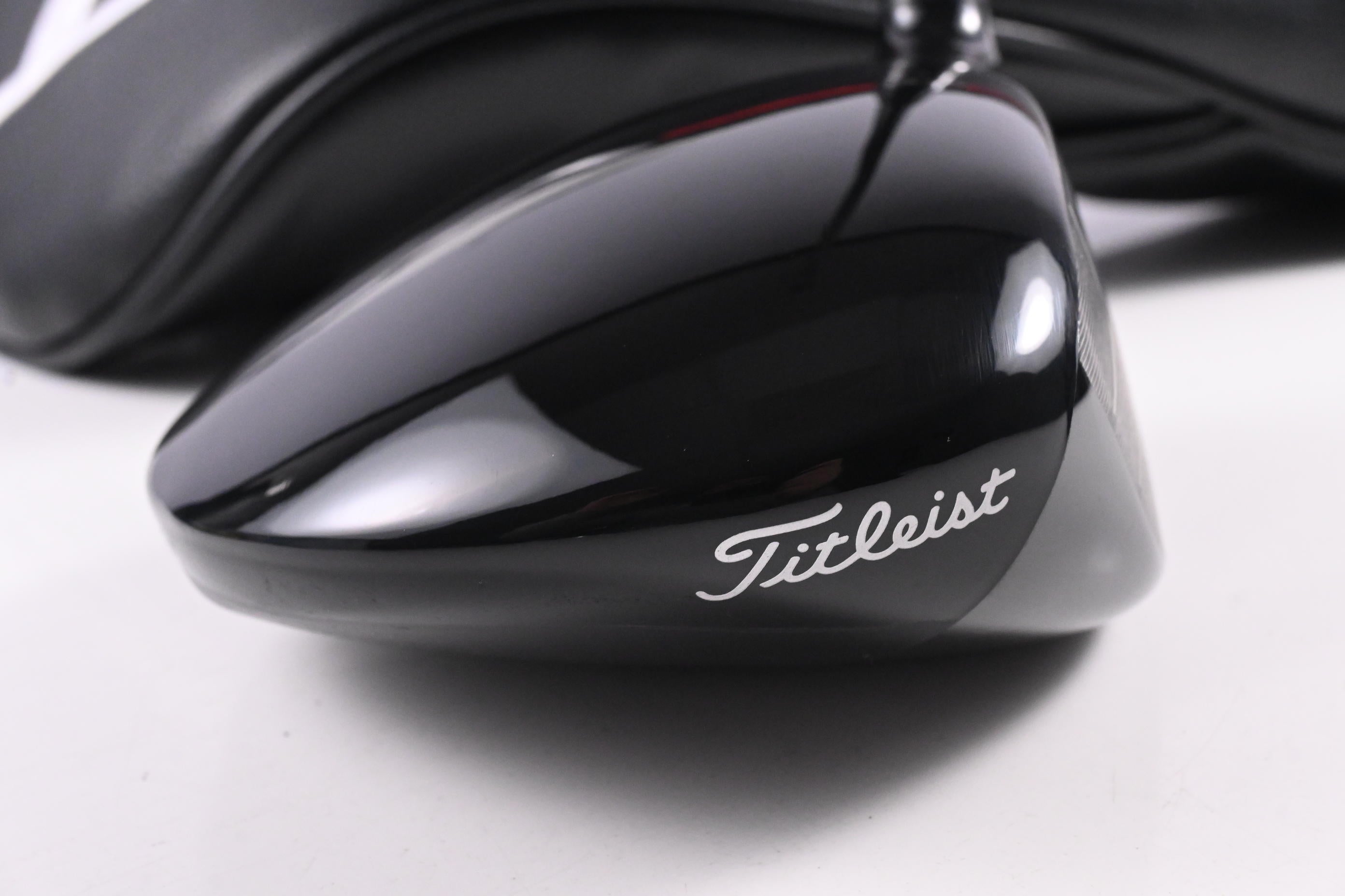 Titleist GT2 Driver / 10 Degree / Stiff Flex HZRDUS Smoke RDX Blue 60 Shaft