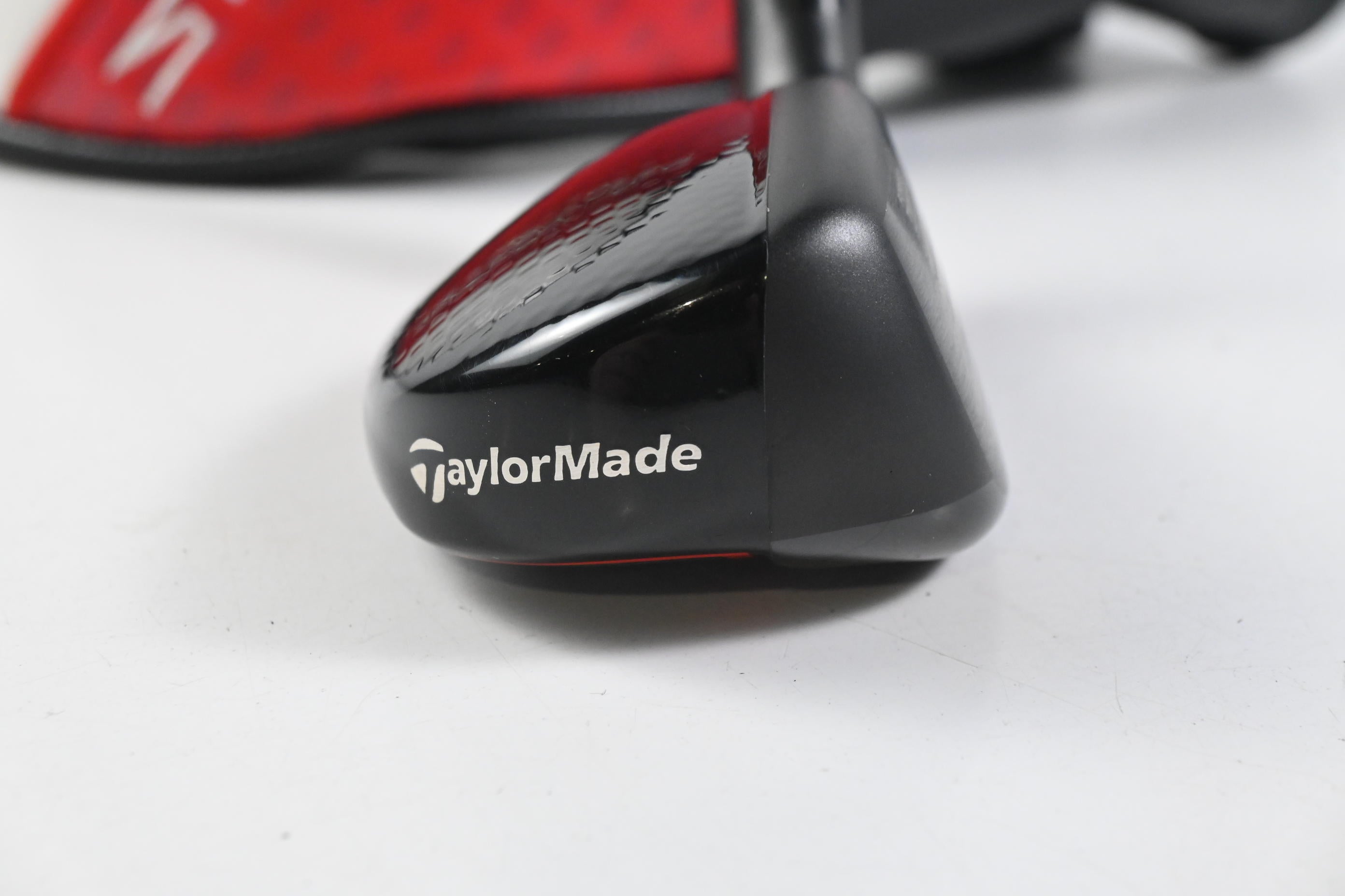 Taylormade Stealth 2 Plus #3 Hybrid / 19.5 Degree / Stiff Flex Kai'li Red 85 Shaft