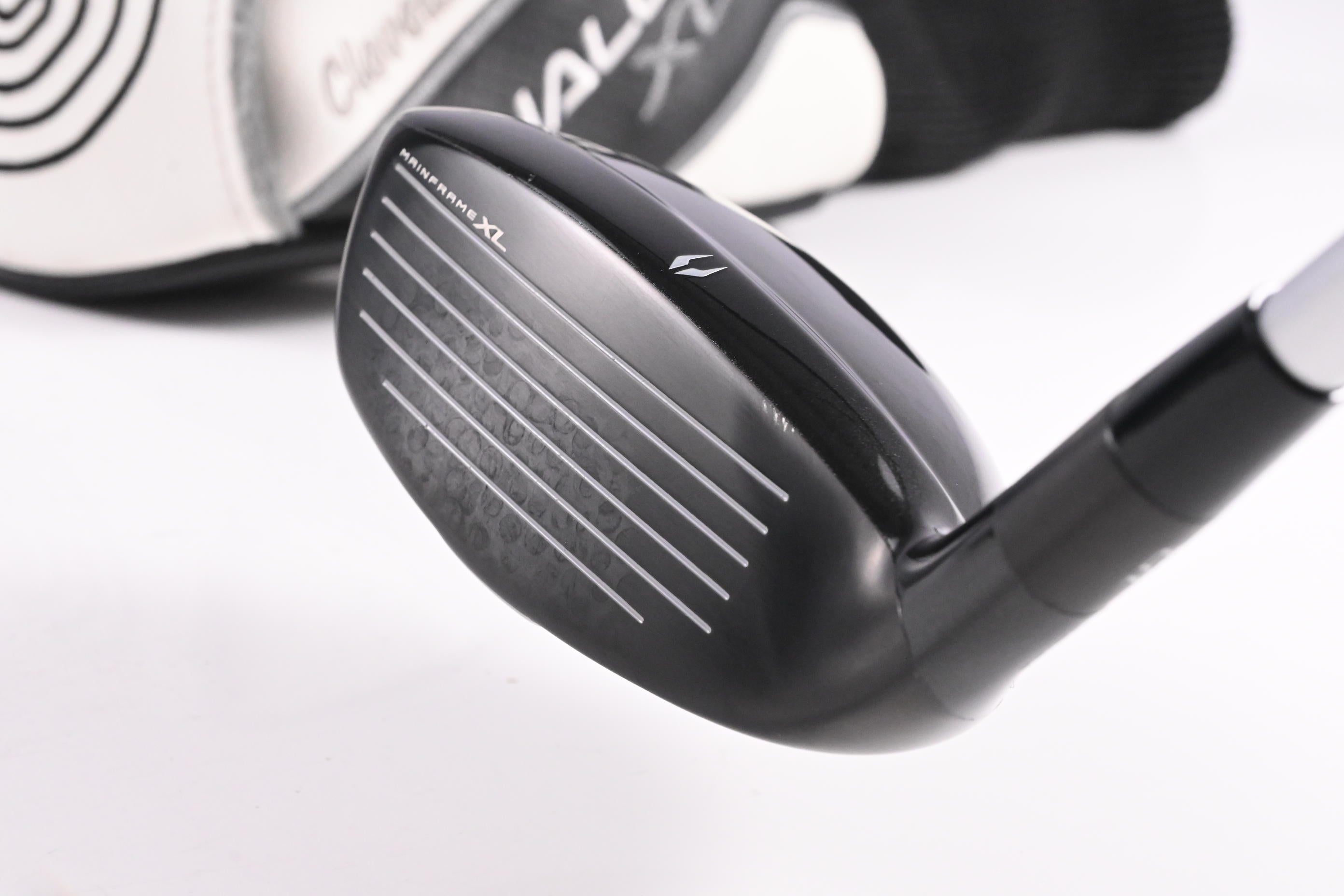 Cleveland Halo XL #3 Hybrid / 18 Degree / Senior Flex Aldila Ascent 50 Shaft
