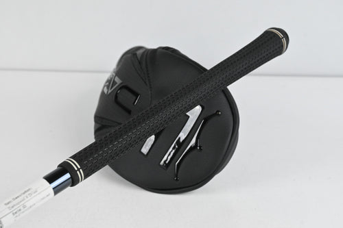 Left Hand Cobra Darkspeed X Driver / 10.5 Degree / X-Flex UST LIN-Q M40X 6