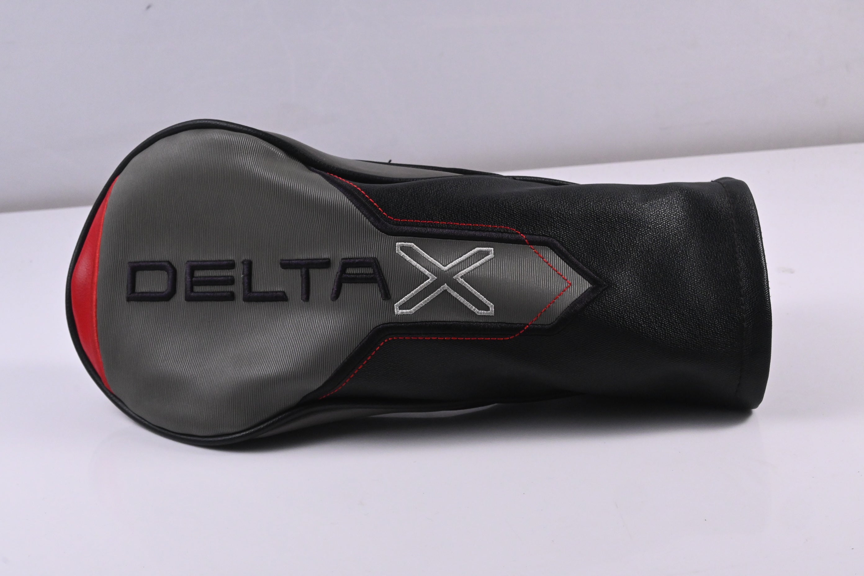 Benross Delta X Driver / 10.5 Degree / Stiff Flex Fujikura Atmos Red 5 Shaft