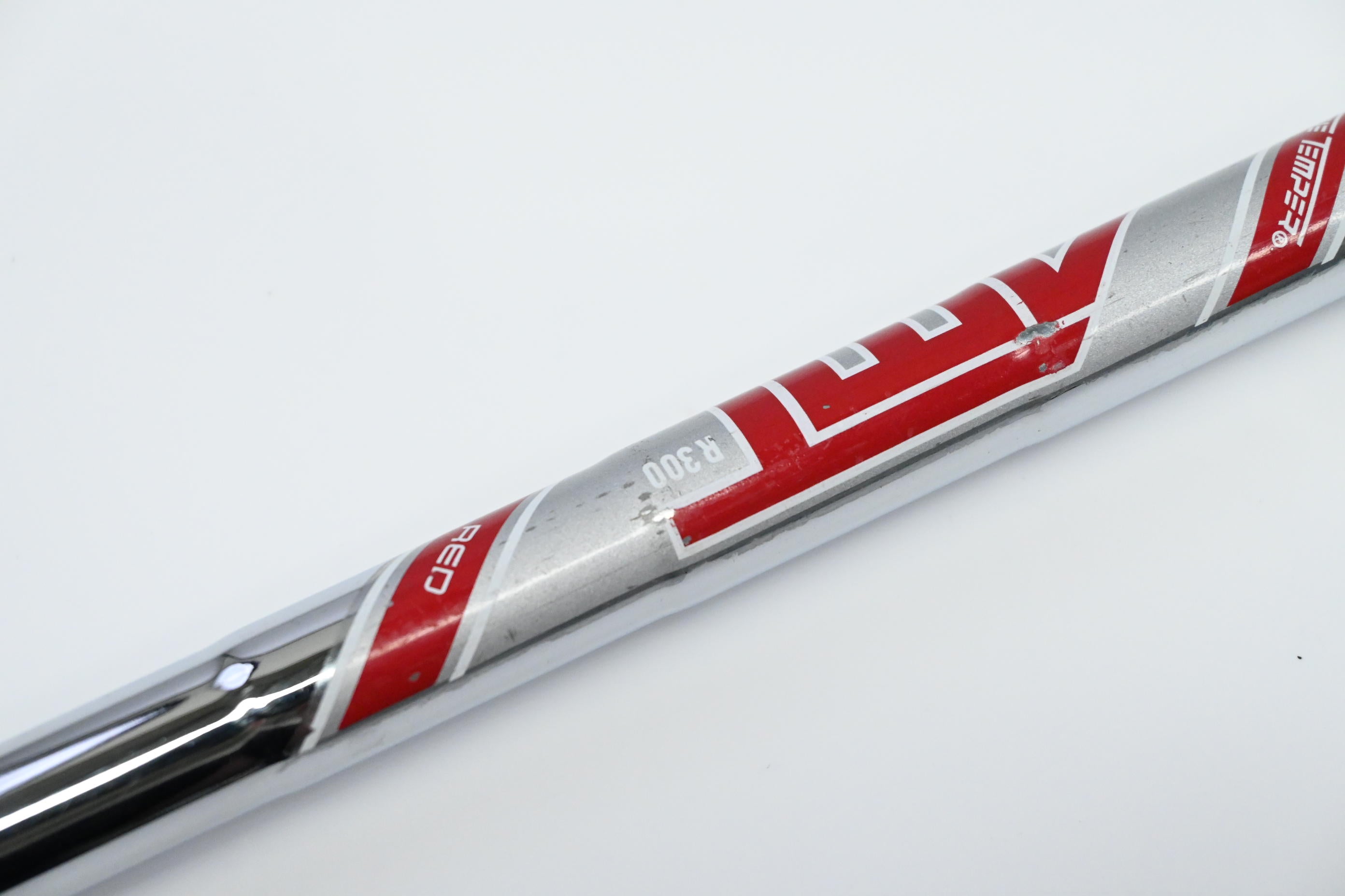 Titleist T300 2019 #8 Iron / Regular Flex AMT Red R300 Shaft