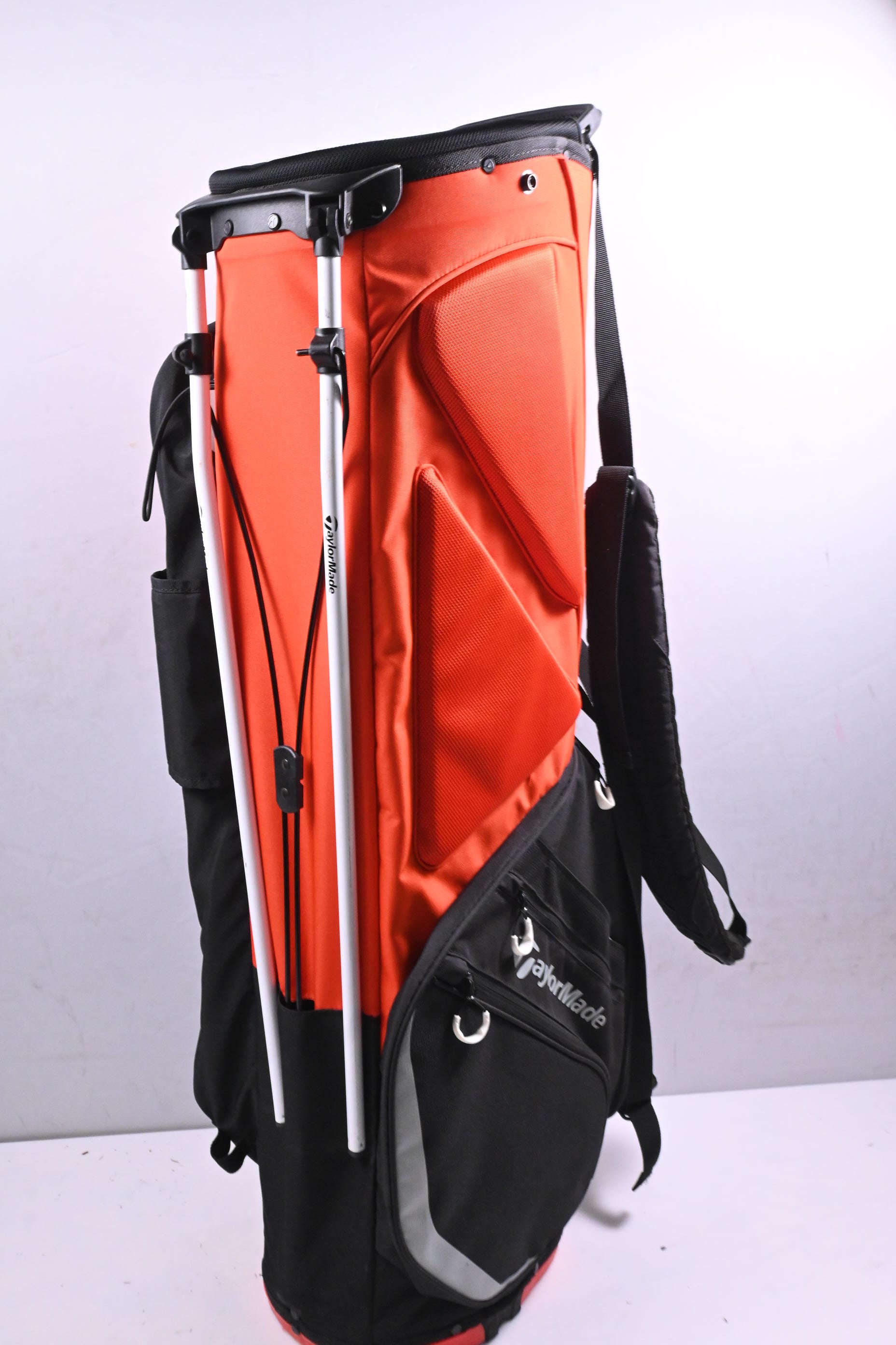 Taylormade Flex Tech Stand Bag / 5-Way Divider / Black, Red