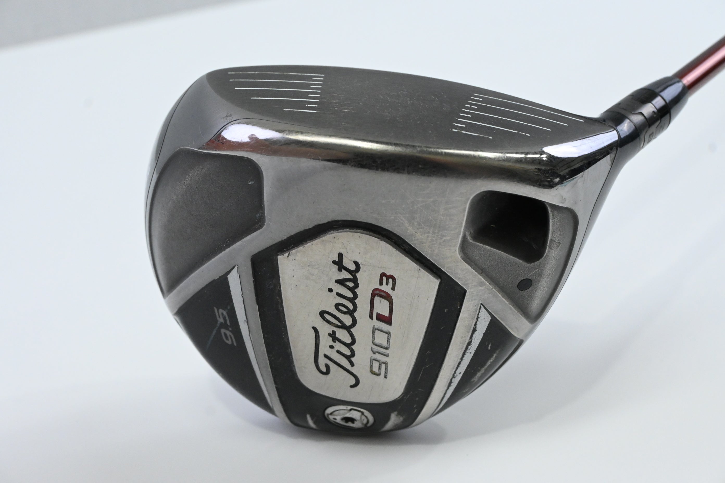 Titleist 910 D3 Driver / 9.5 Degree / Regular Flex Diamana 'ilima 61 Shaft