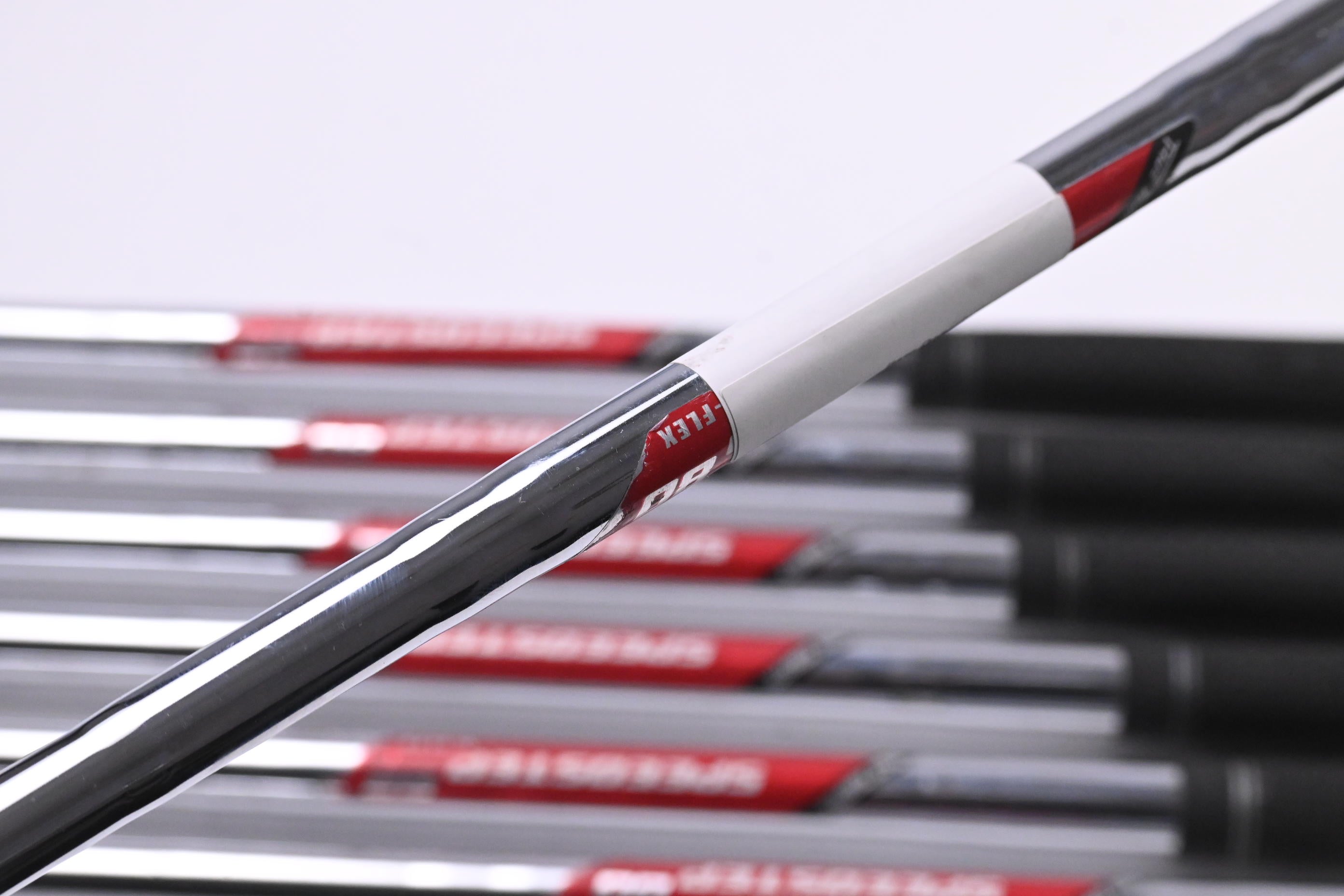 Callaway XR OS Irons / 5-PW+SW / Regular Flex SpeedStep 80 Shafts