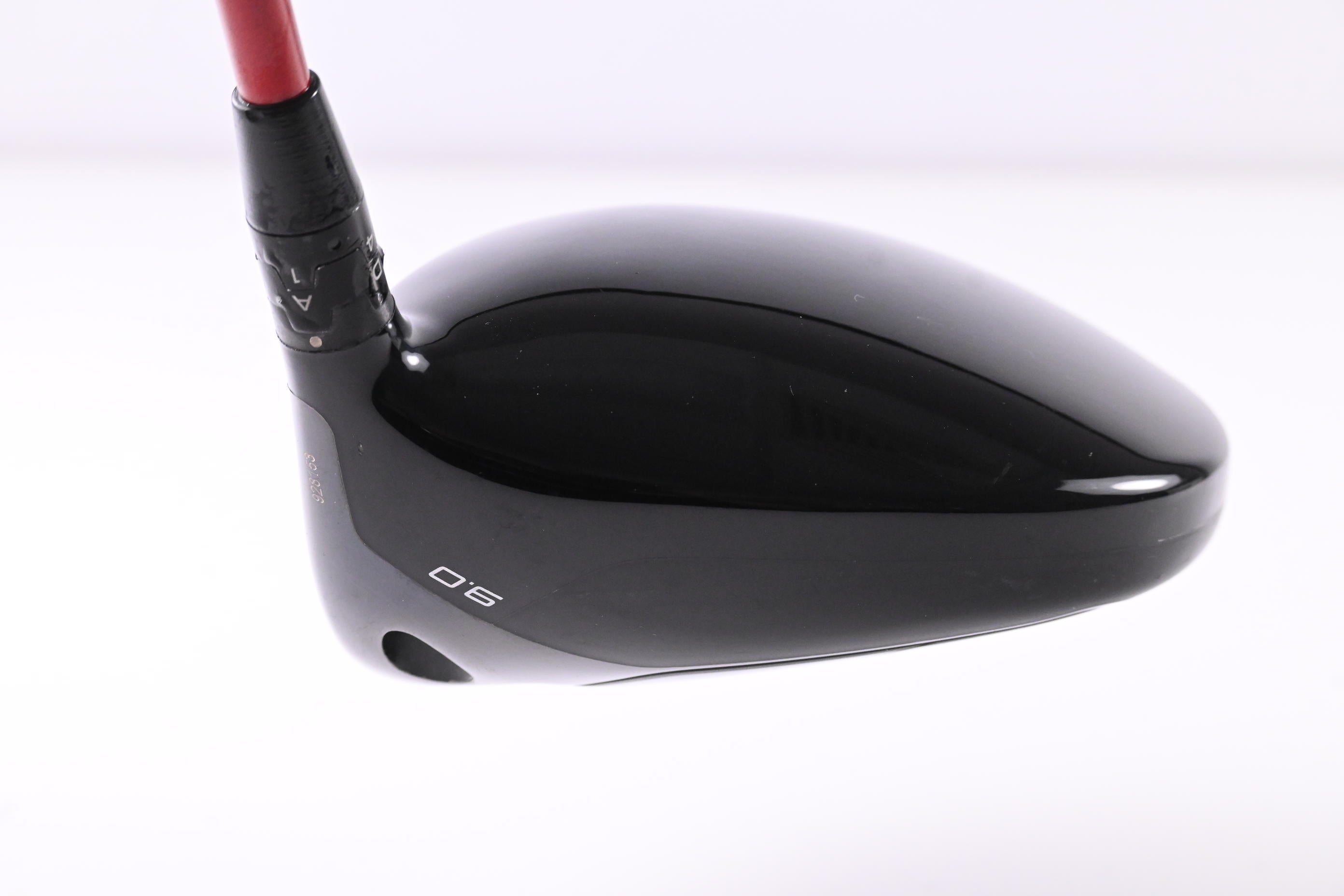 Titleist GT3 Driver / 9 Degree / Stiff Flex Denali Red 60 Shaft