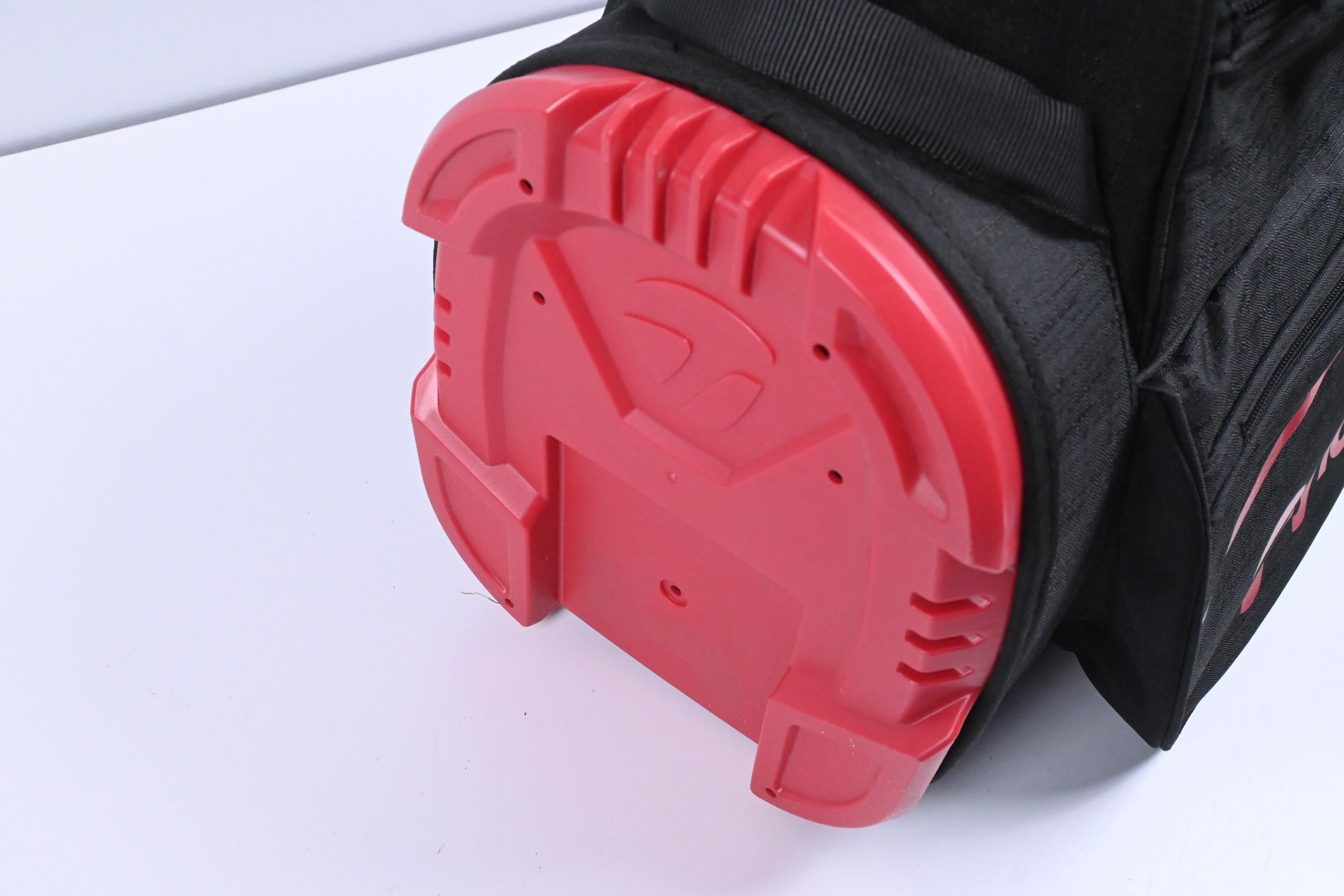 Taylormade Cart Bag / 14-Way Divider / Red, Black