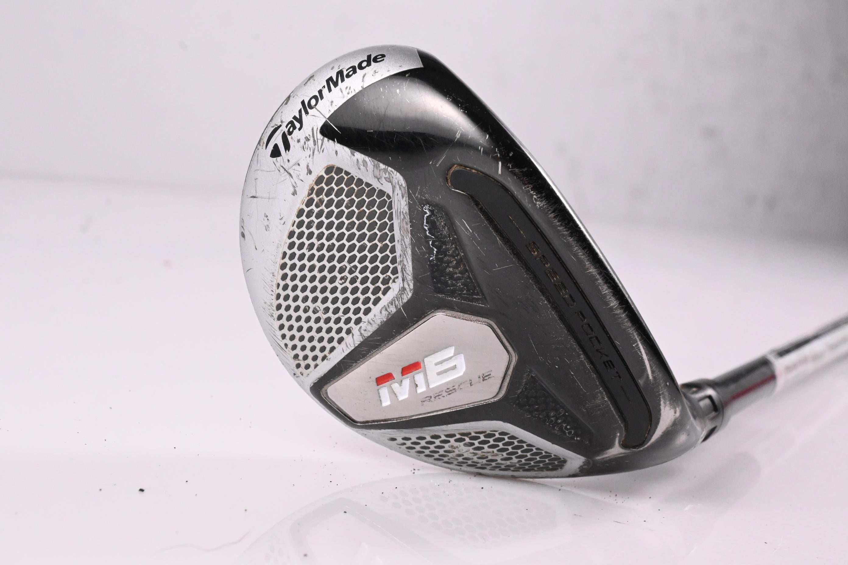 Taylormade M6 #4 Hybrid / 22 Degree / Senior Flex Fujikura Atmos Orange 5 Shaft