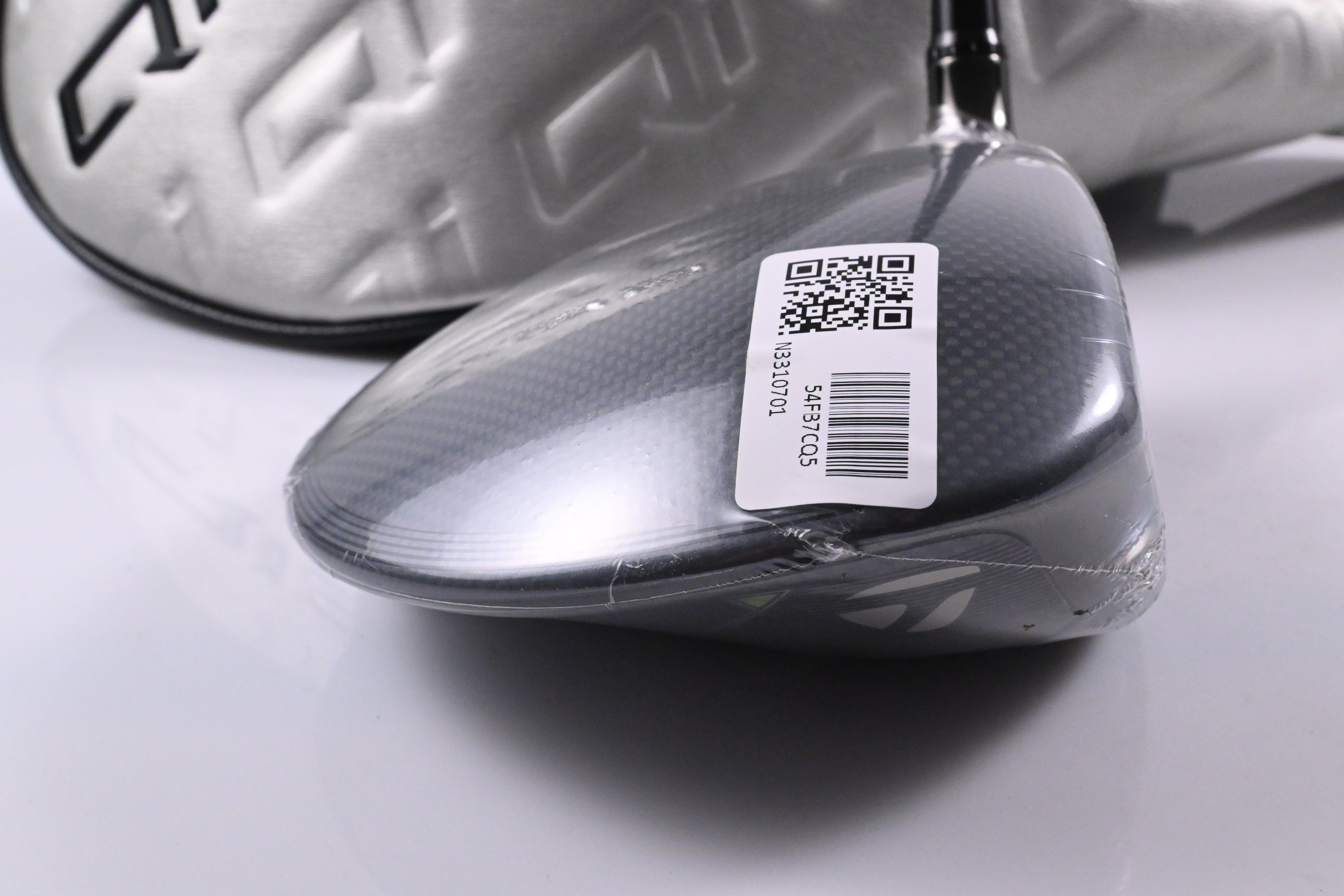Taylormade Qi35 Driver / 9 Degree / Regular Flex Ventus TR Red 5 Shaft