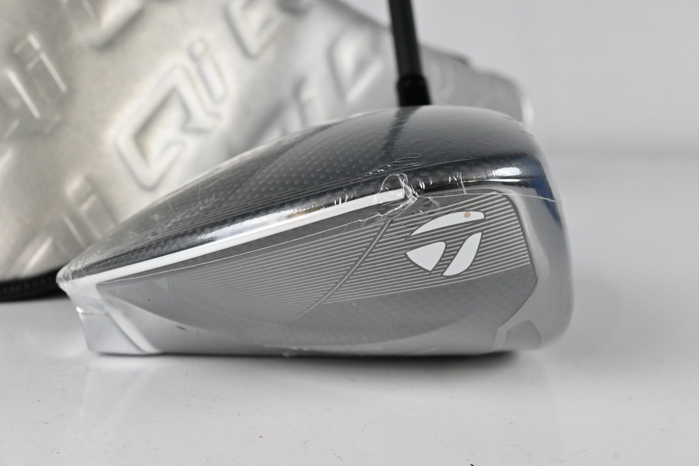 Taylormade Qi35 Max Lite Driver / 12 Degree / Regular Flex Vanquish 4 Shaft