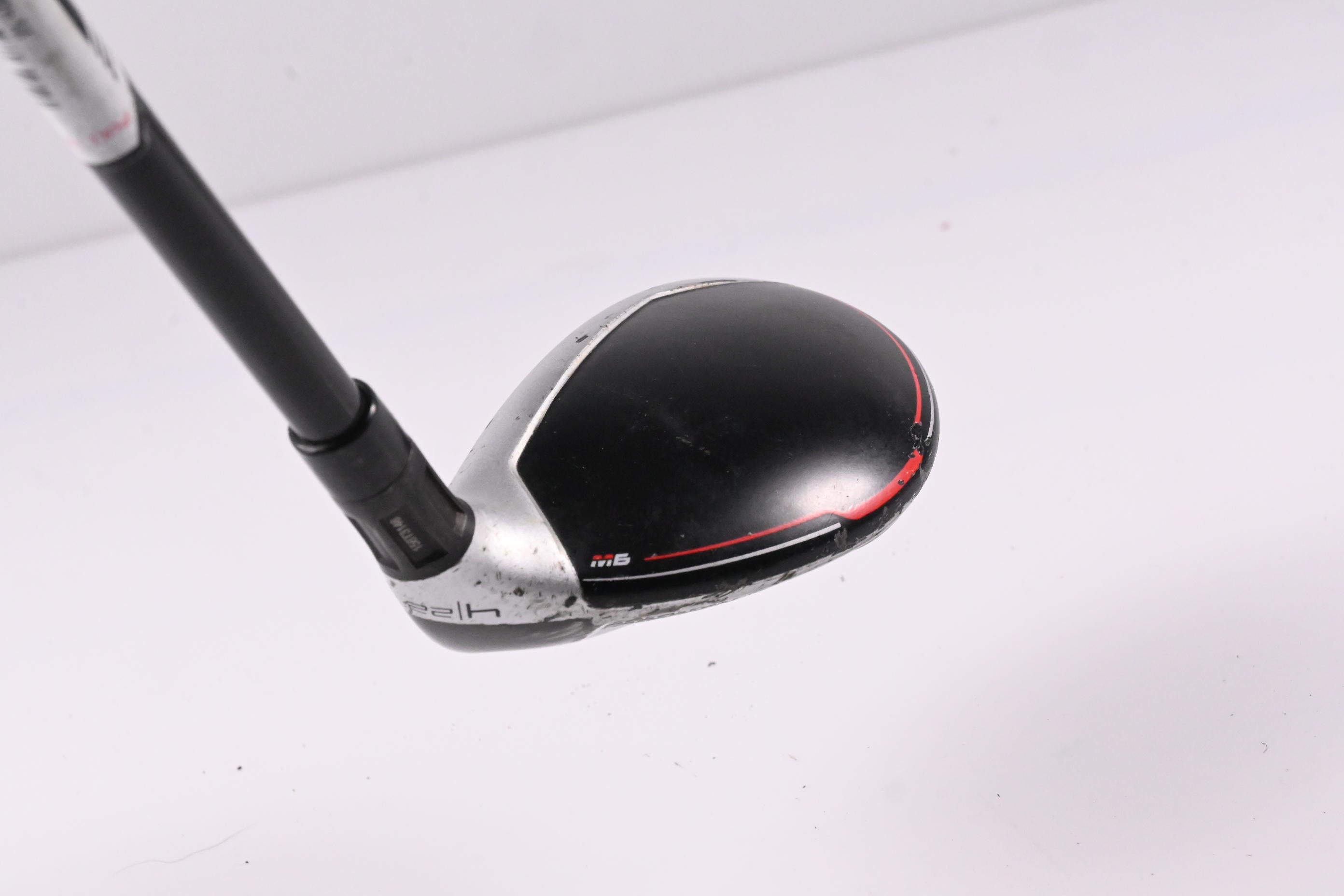 Taylormade M6 #4 Hybrid / 22 Degree / Senior Flex Fujikura Atmos Orange 5 Shaft