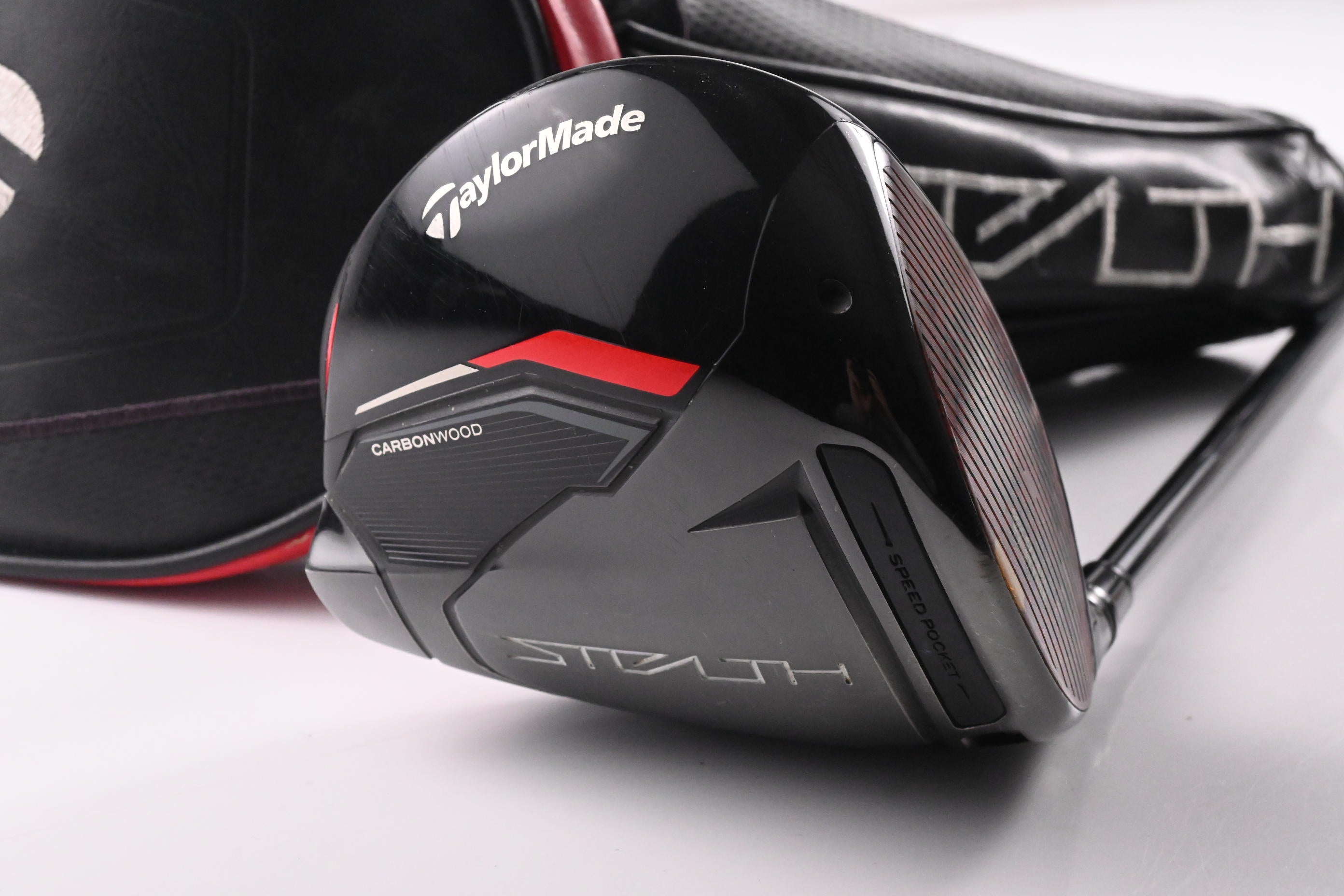 Taylormade Stealth HD Driver / 9 Degree / Regular Flex Ventus Red 5 Shaft
