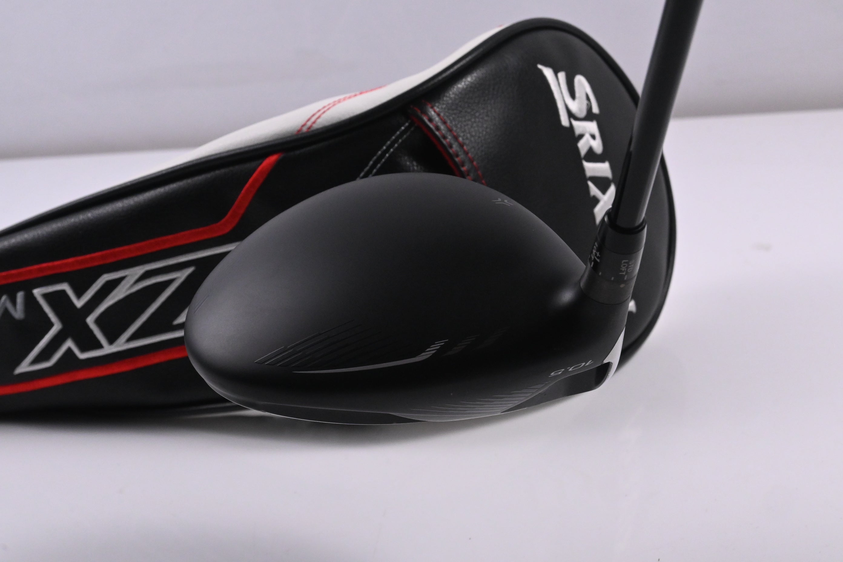 Left Hand Srixon ZX5 Mk II Driver / 10.5 Degree / Regular Flex HZRDUS Smoke RDX