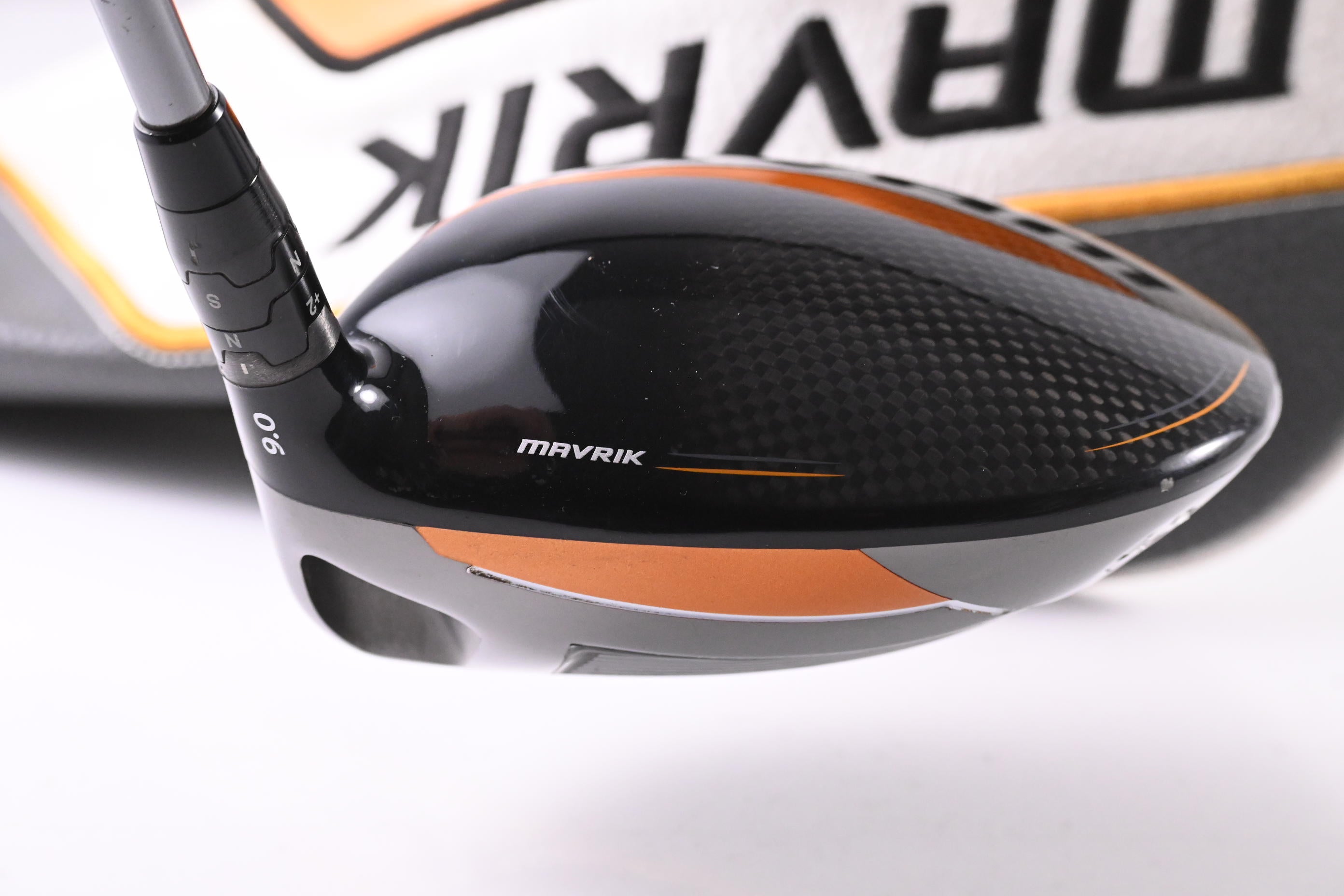 Callaway Mavrik Driver / 9 Degree / Regular Flex HZRDUS T800 Orange 55 Shaft