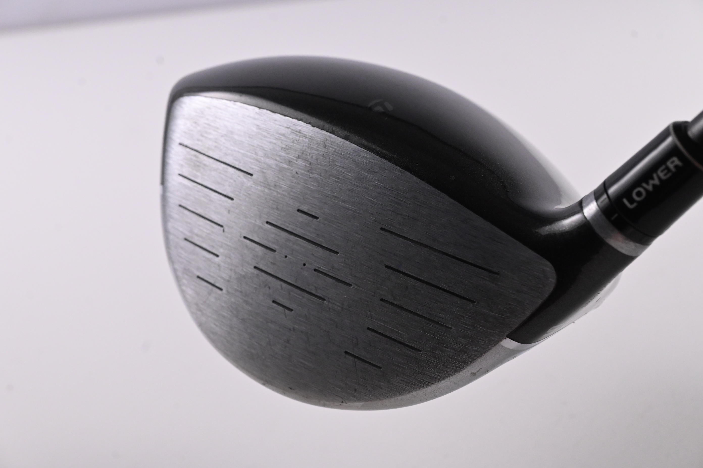 Taylormade SLDR Driver / 10.5 Degree / Regular Flex Fujikura Speeder 65 Shaft