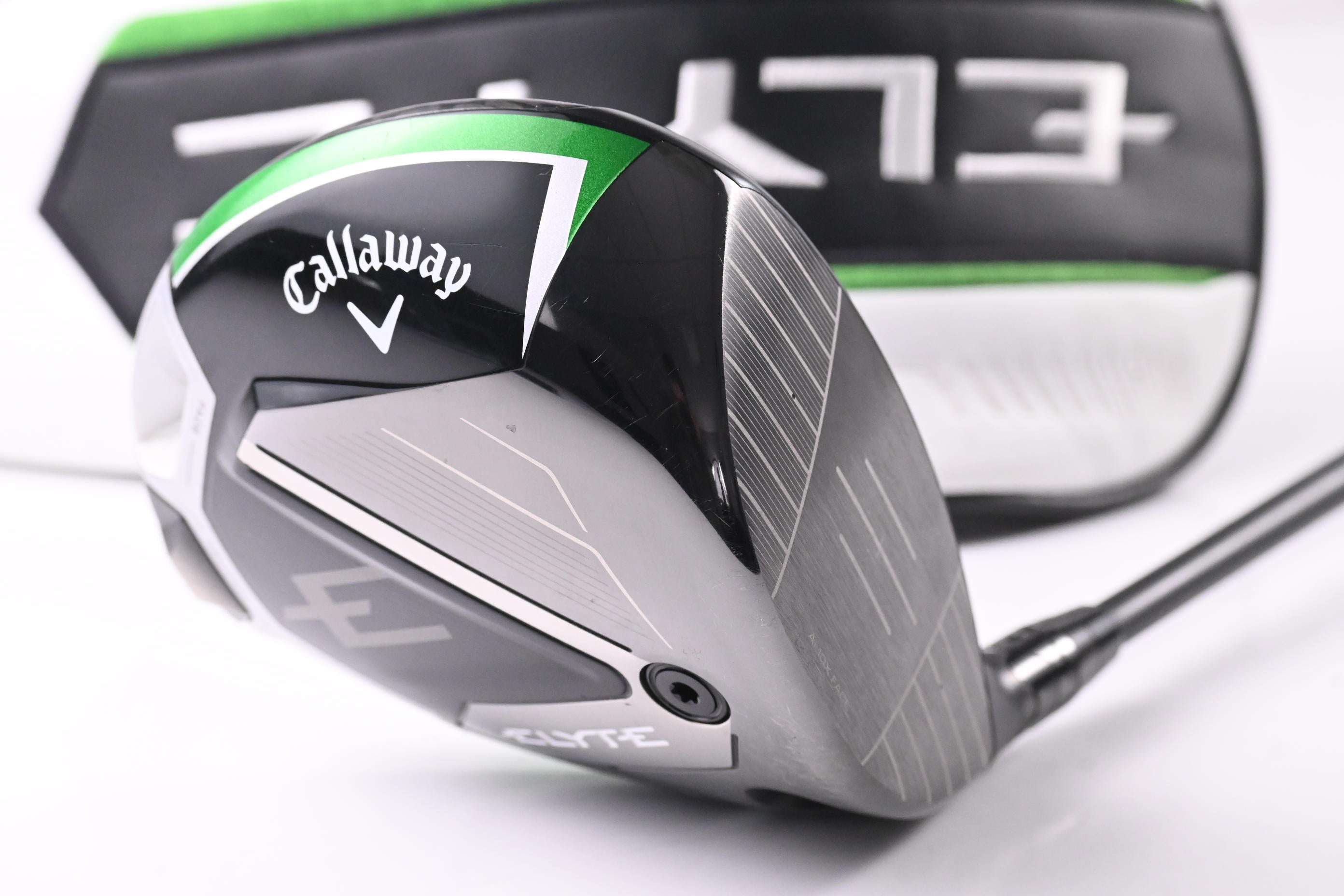 Callaway Elyte Driver / 9 Degree / Regular Flex Vanquish 4 Shaft