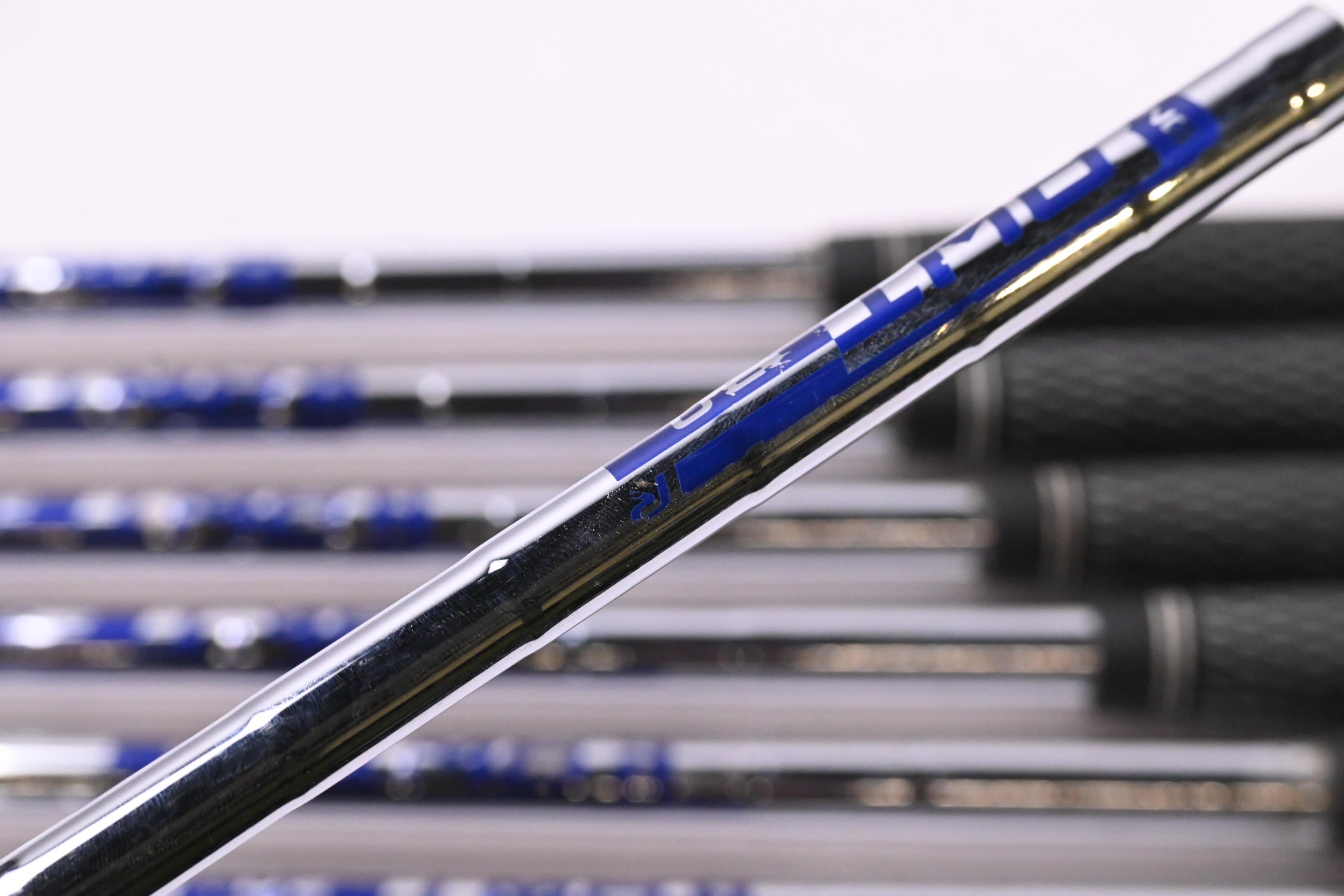 Ping i500 Irons / 4-PW / Maroon Dot / Regular Flex Ping AWT 2.0 Shafts