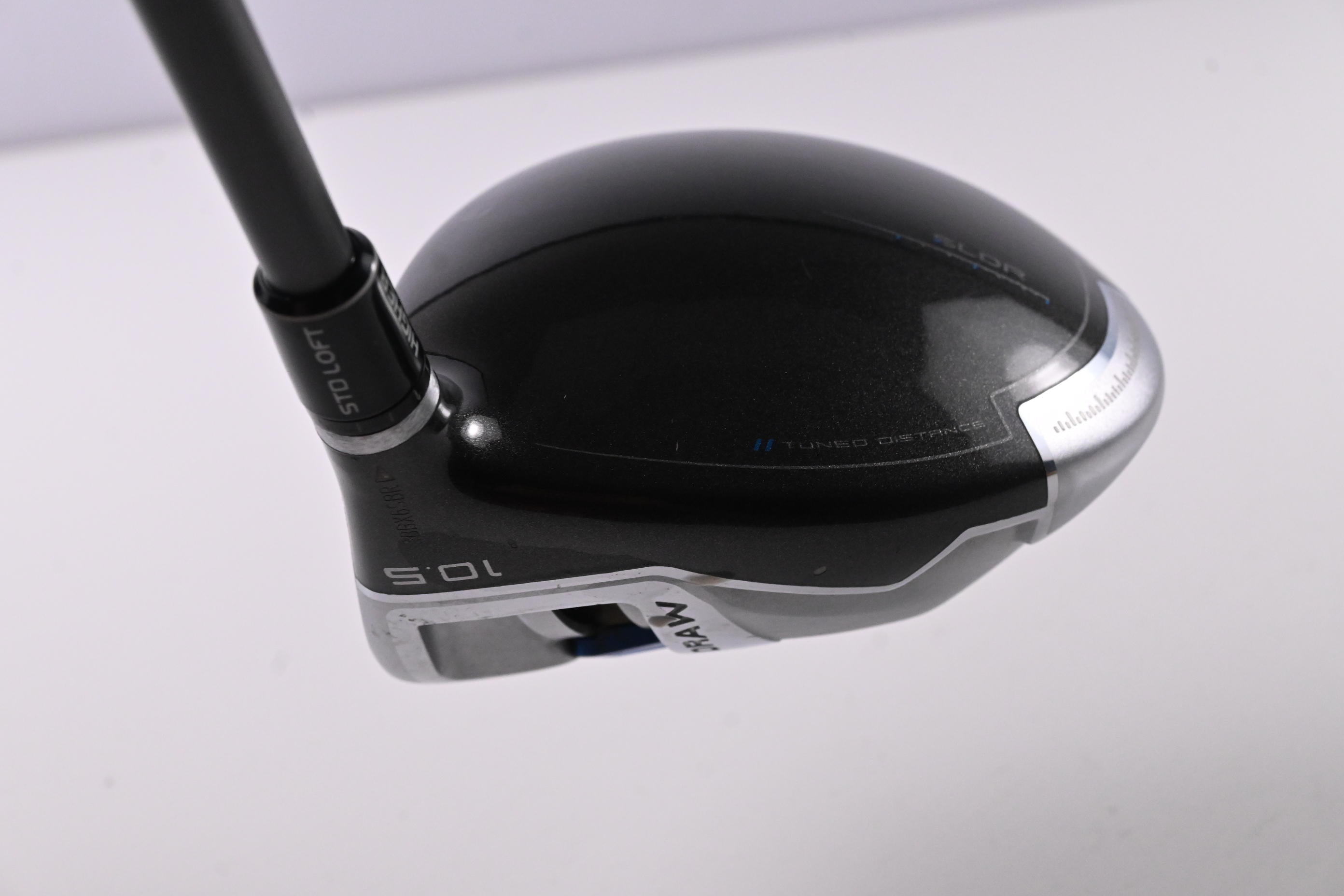 Taylormade SLDR Driver / 10.5 Degree / Regular Flex Fujikura Speeder 65 Shaft