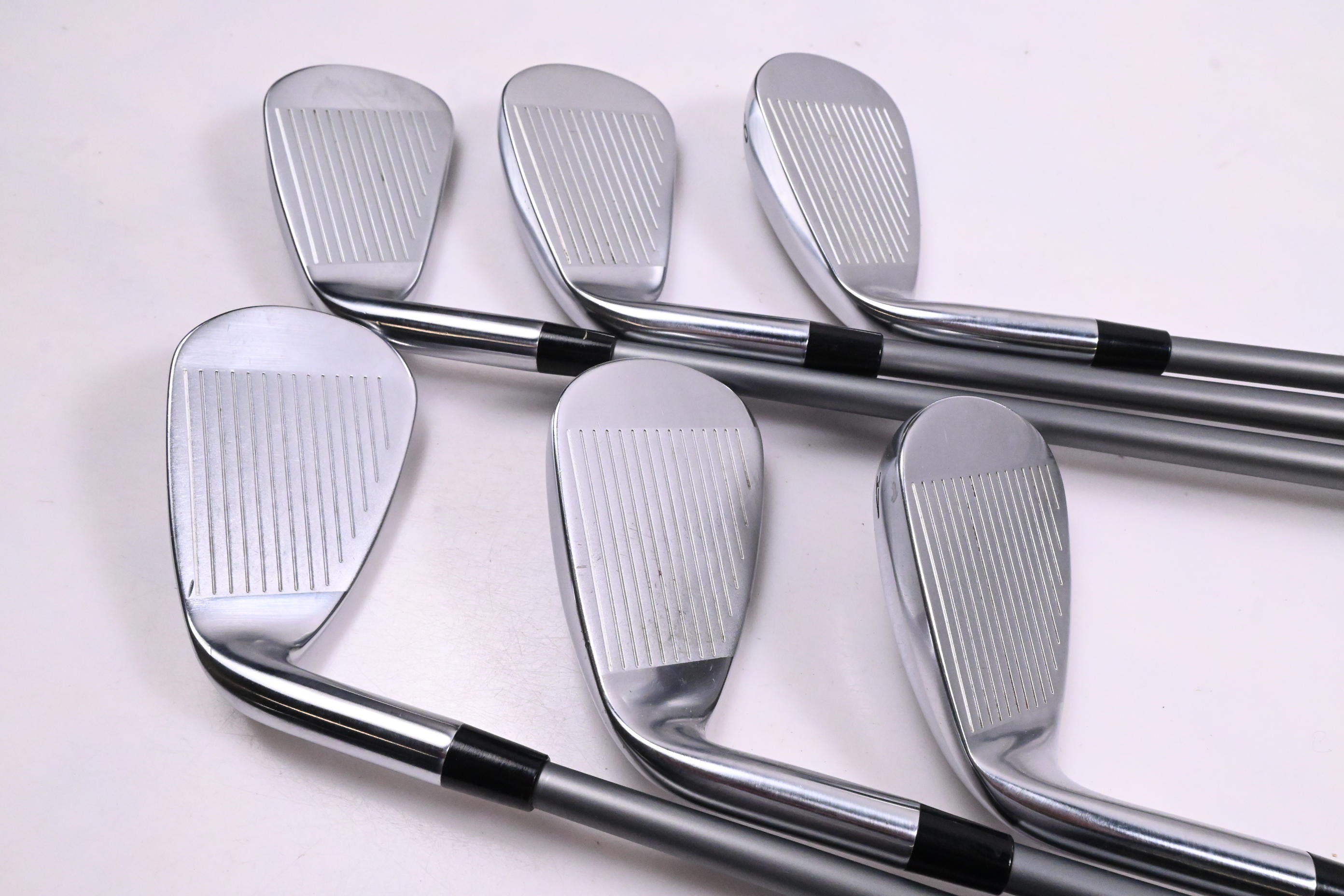 Callaway Quantum Max OS Irons / 6-PW+GW / Regular Flex Denali Frost Silver 60