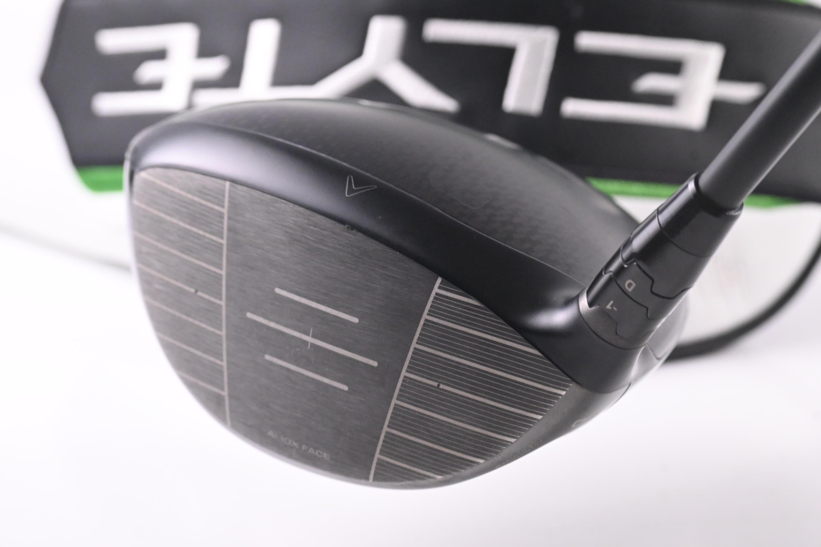 Callaway Elyte Driver / 9 Degree / Regular Flex Vanquish 4 Shaft