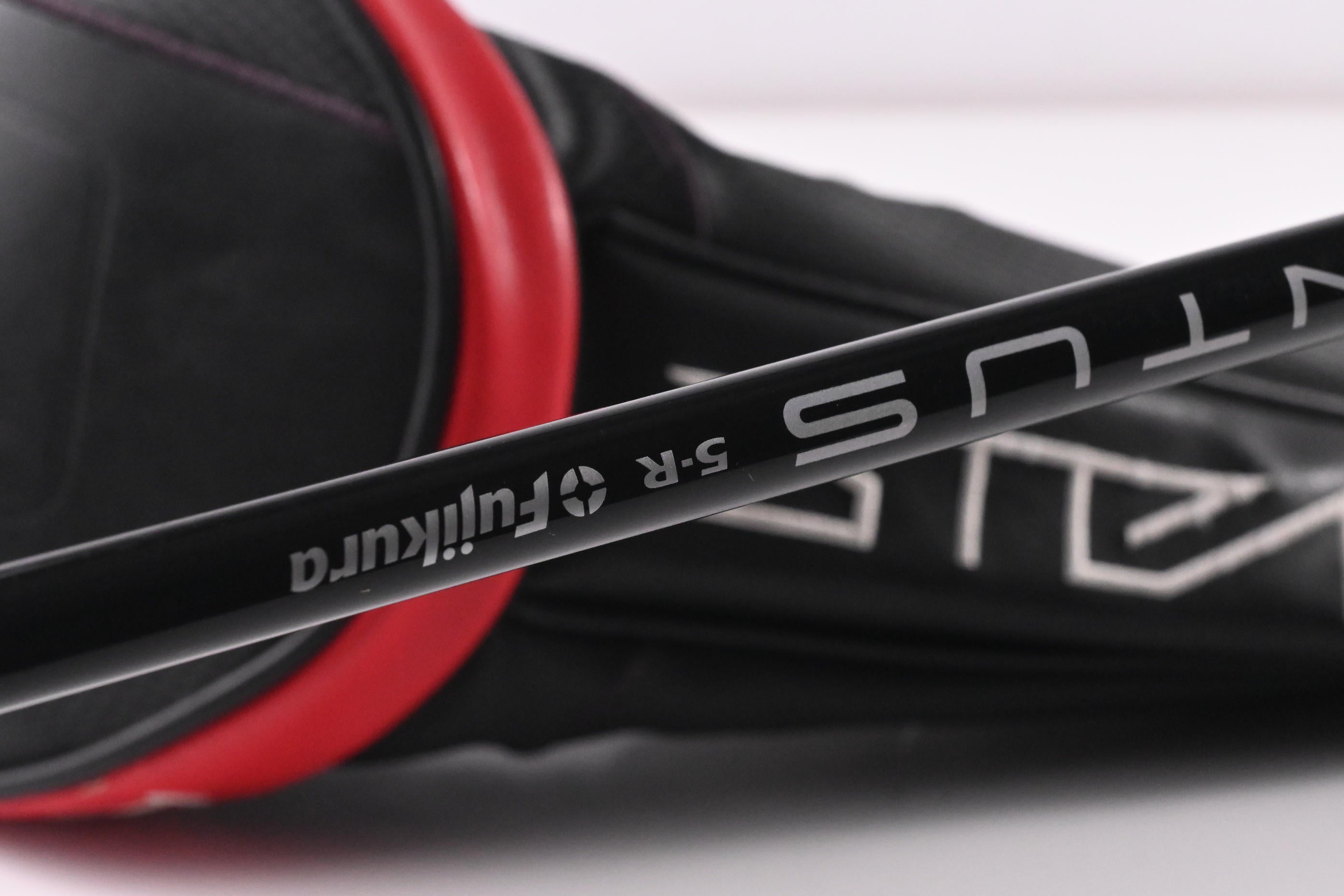 Taylormade Stealth HD Driver / 9 Degree / Regular Flex Ventus Red 5 Shaft