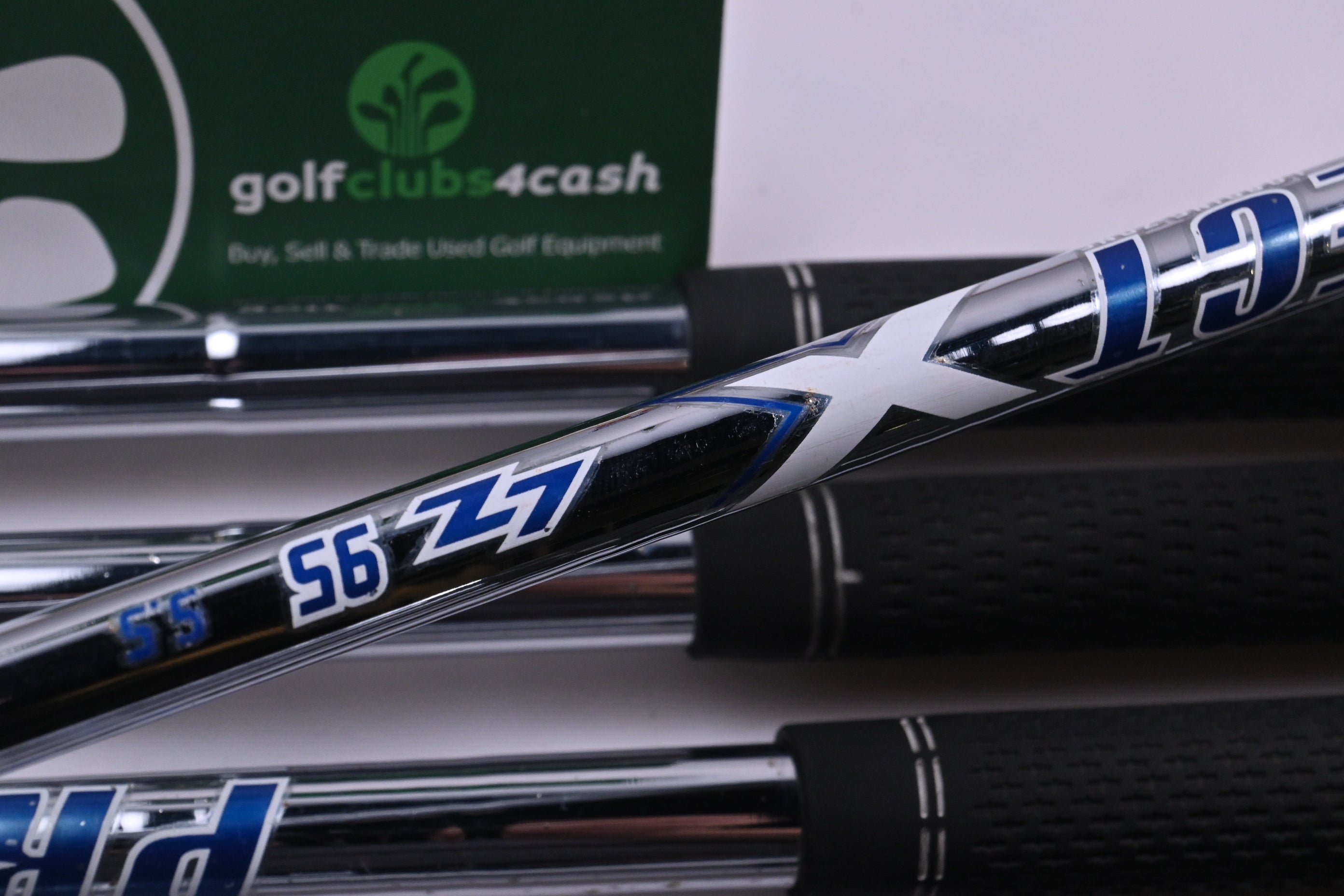 Callaway Mavrik Irons / 5-PW+AW+GW+SW / Regular Flex Project X LX 95 Shafts