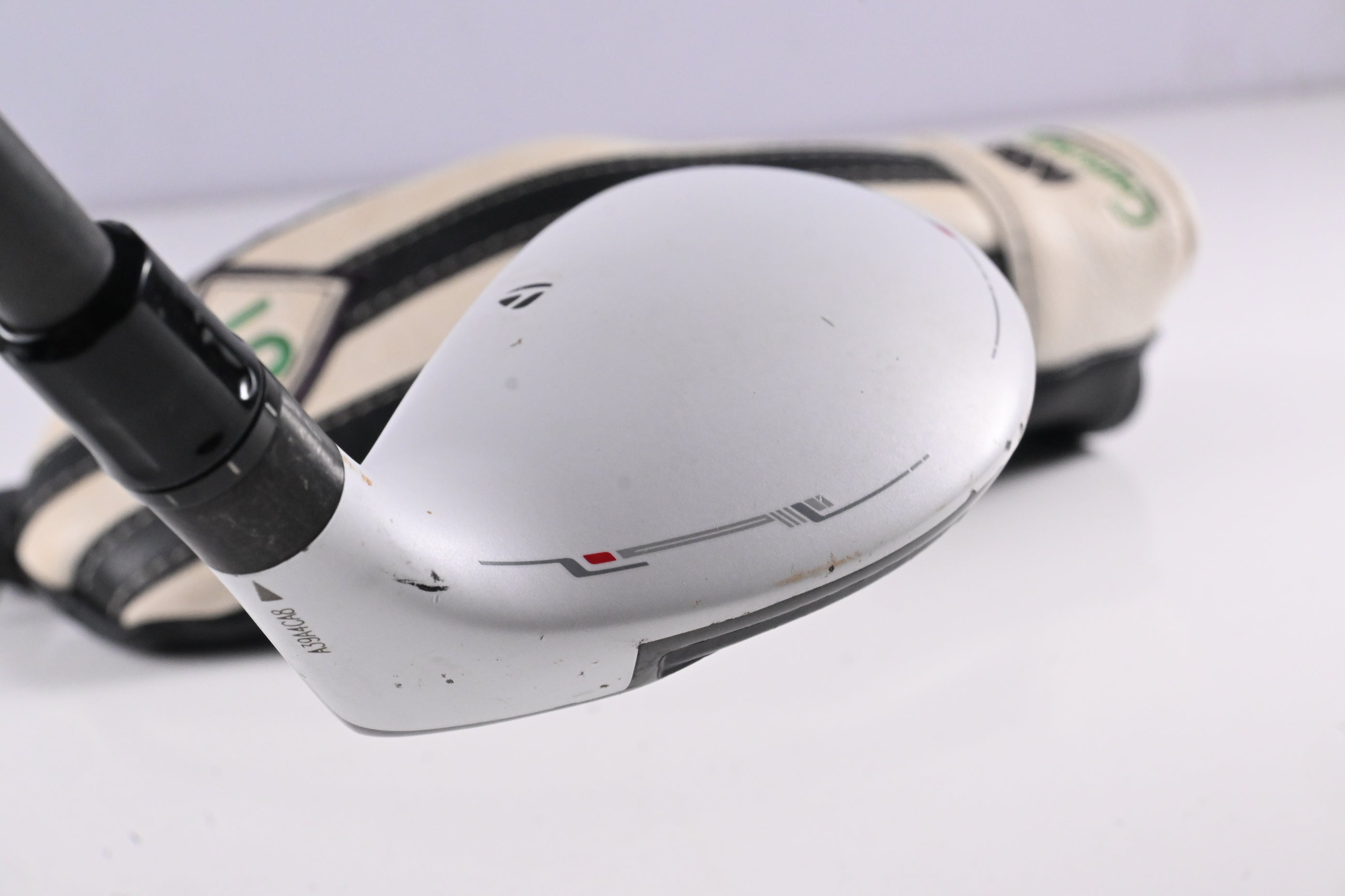 Taylormade Rescue 11 #3 Hybrid / 18 Degree / Regular Flex Aldila RIP 65 Shaft