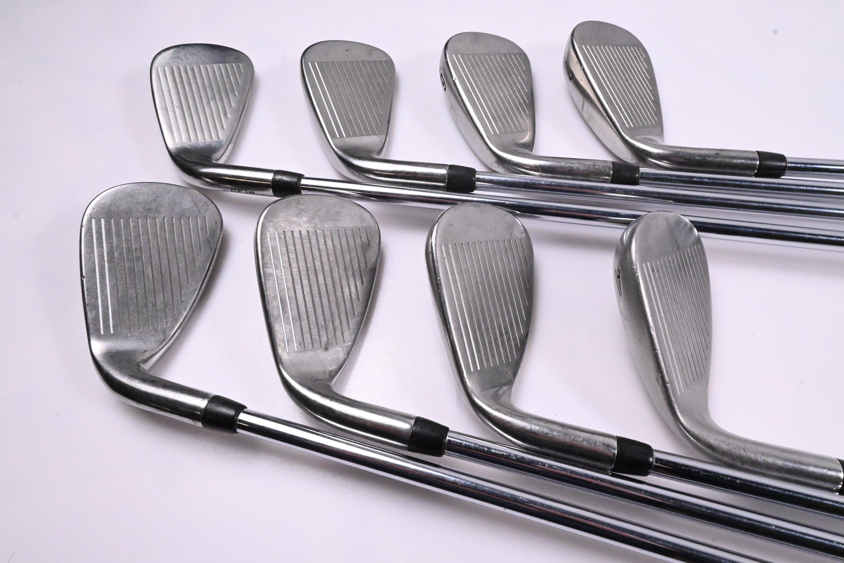 Callaway Rogue Irons / 4-PW+GW / Regular Flex XP ST15 95 R300 Shafts