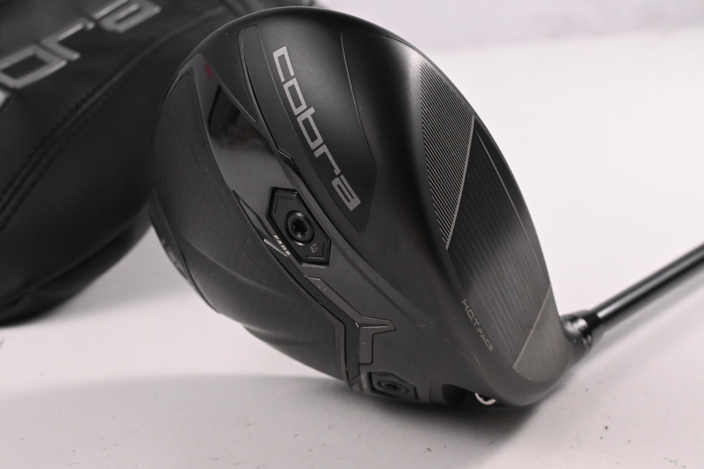 Cobra DS-Adapt LS Driver / 9 Degree / Stiff Flex Denali Black 60 Shaft