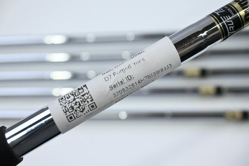 Wilson D7 Forged Irons / 5-PW / Regular Flex Dynamic Gold R300 Shafts