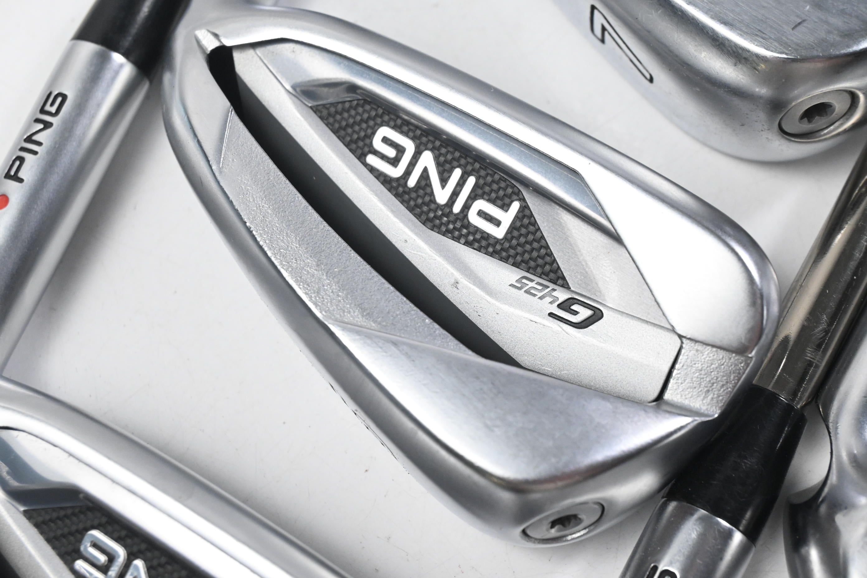 Ping G425 Irons / 5-PW / Red Dot / Stiff Flex Recoil ES 780 Shafts