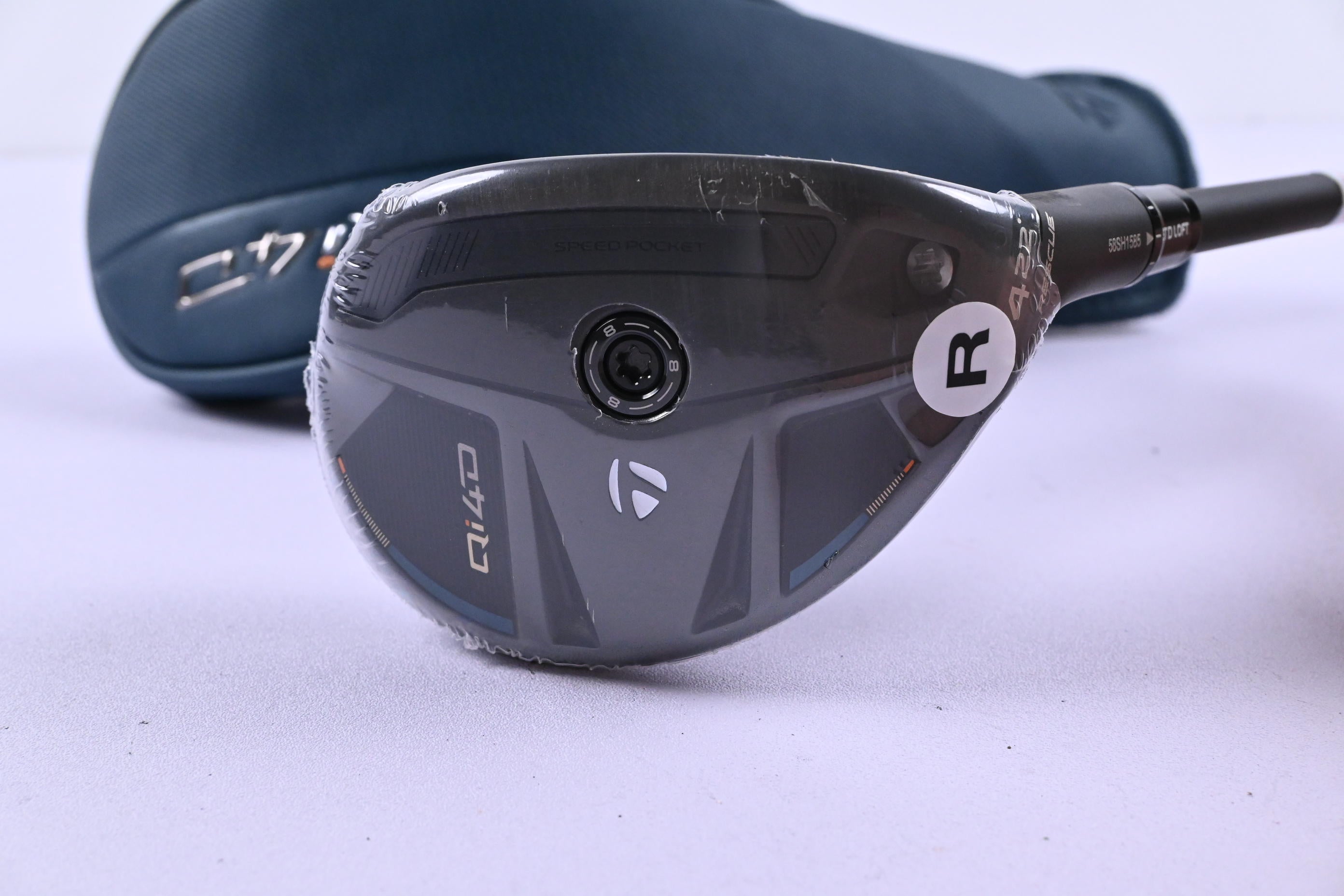 Taylormade Qi4D #4 Hybrid / 22 Degree / Regular Flex KBS REAX 65 Shaft
