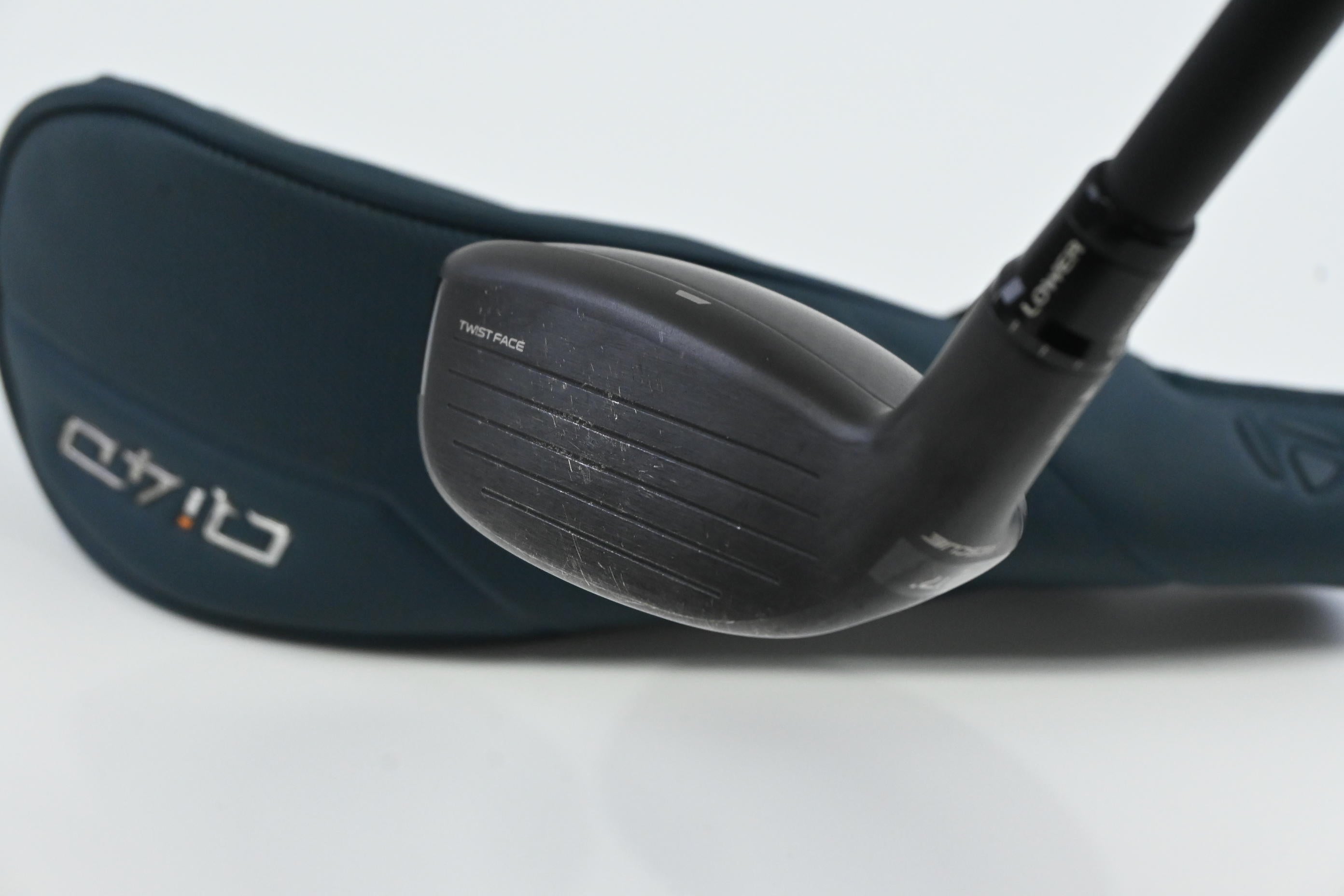 Taylormade Qi4D #2 Hybrid / 17 Degree / Regular Flex KBS Reax 65 Shaft